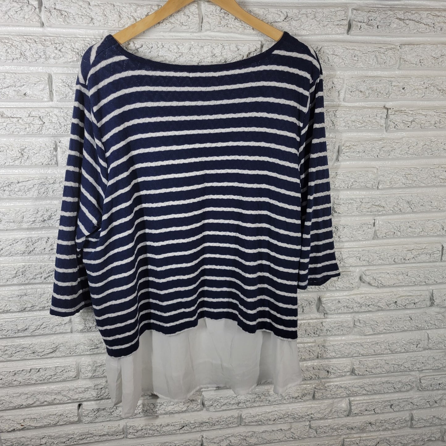 Liz Claiborne Womens Top 3X Plus Knit 3/4 Sleeve Lined Blue Stripe Chiffon Hem