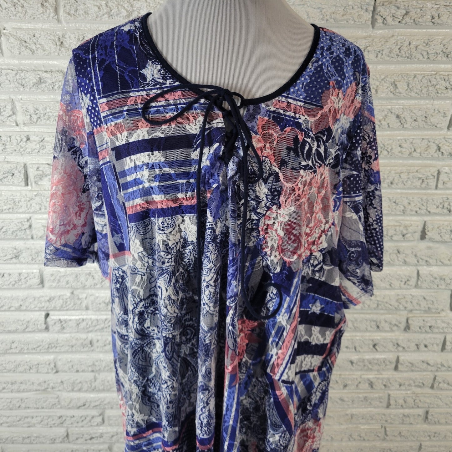 Catherines Womens Top 2X Plus Tunic Mesh Blue Pink Floral Lined Comfy Poly Blend