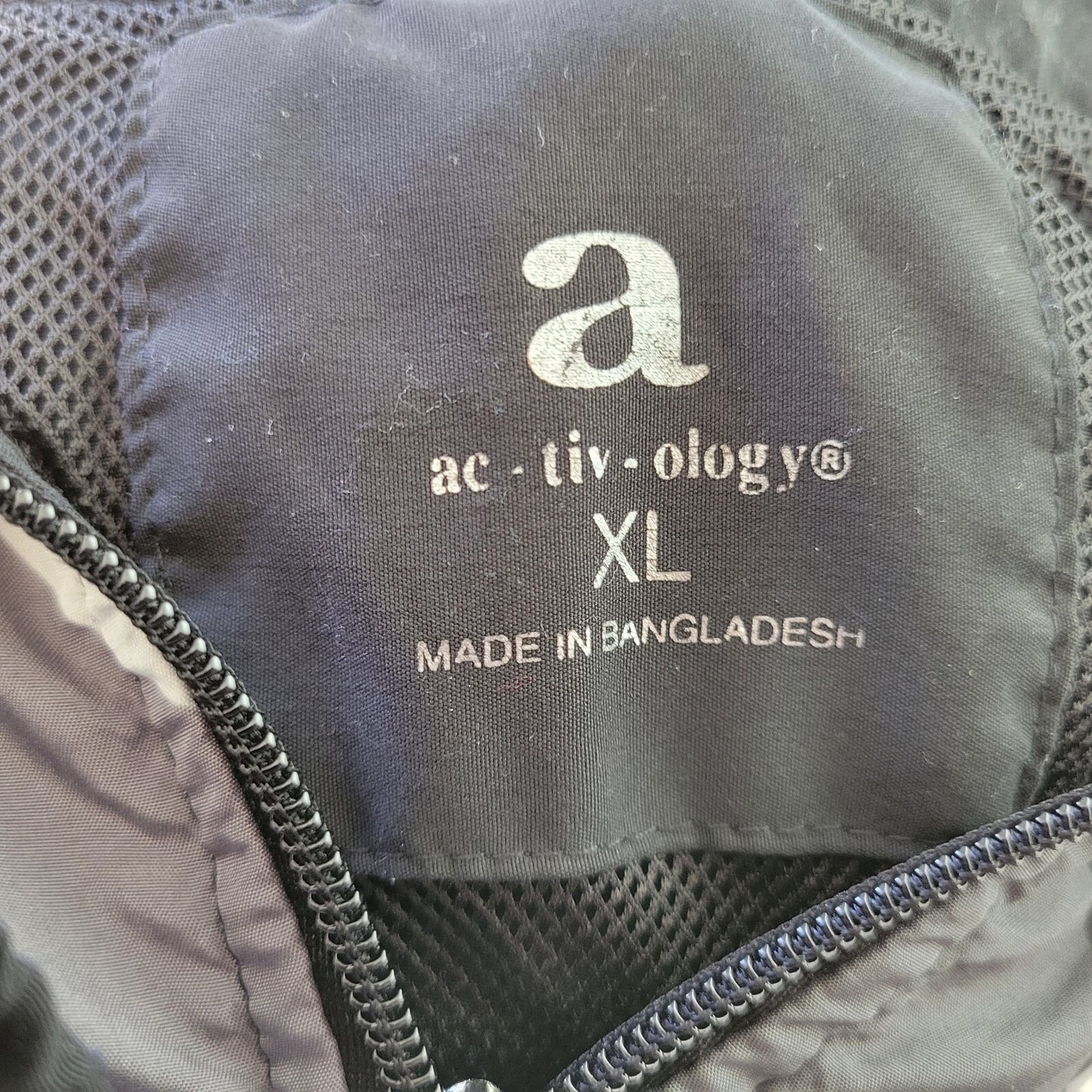 Activology Women Jacket Extra Large Black Animal Print  Zip Lightweight Lined