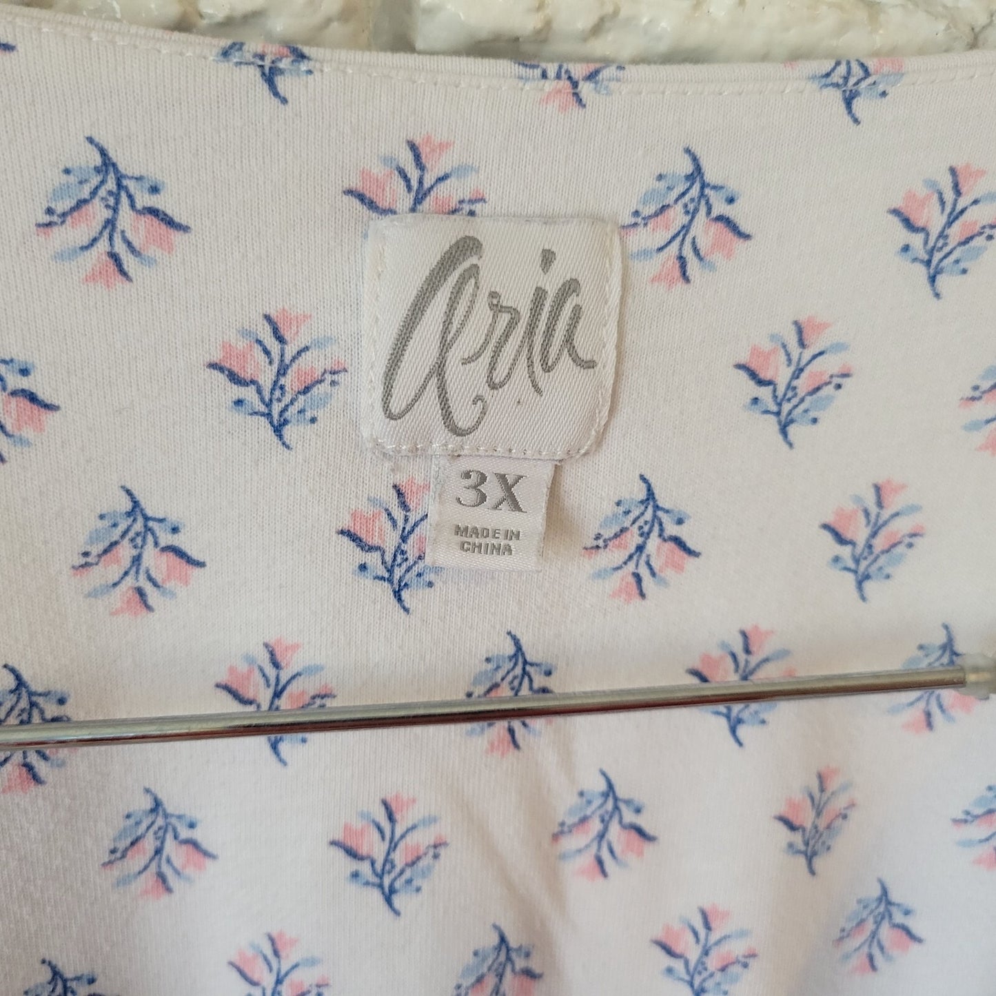 Aria Womens Pajama Top 3X Plus 3/4 Sleeve Blue Pink Floral Lace Trim Lightweight