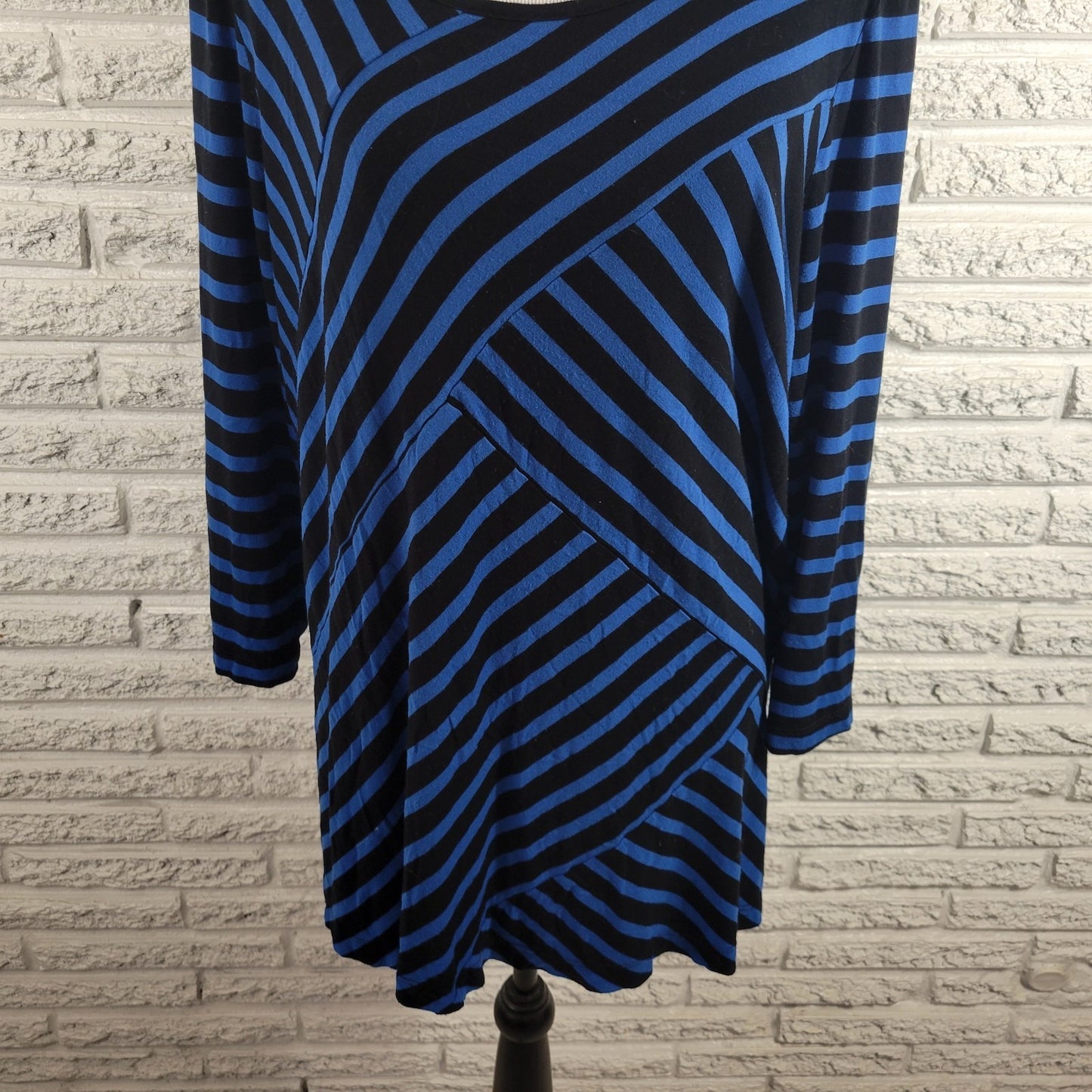 Croft Barrow Womens Top 1X Plus Tunic 3/4 Sleeve Blue Stripe Comfy Rayon Blend