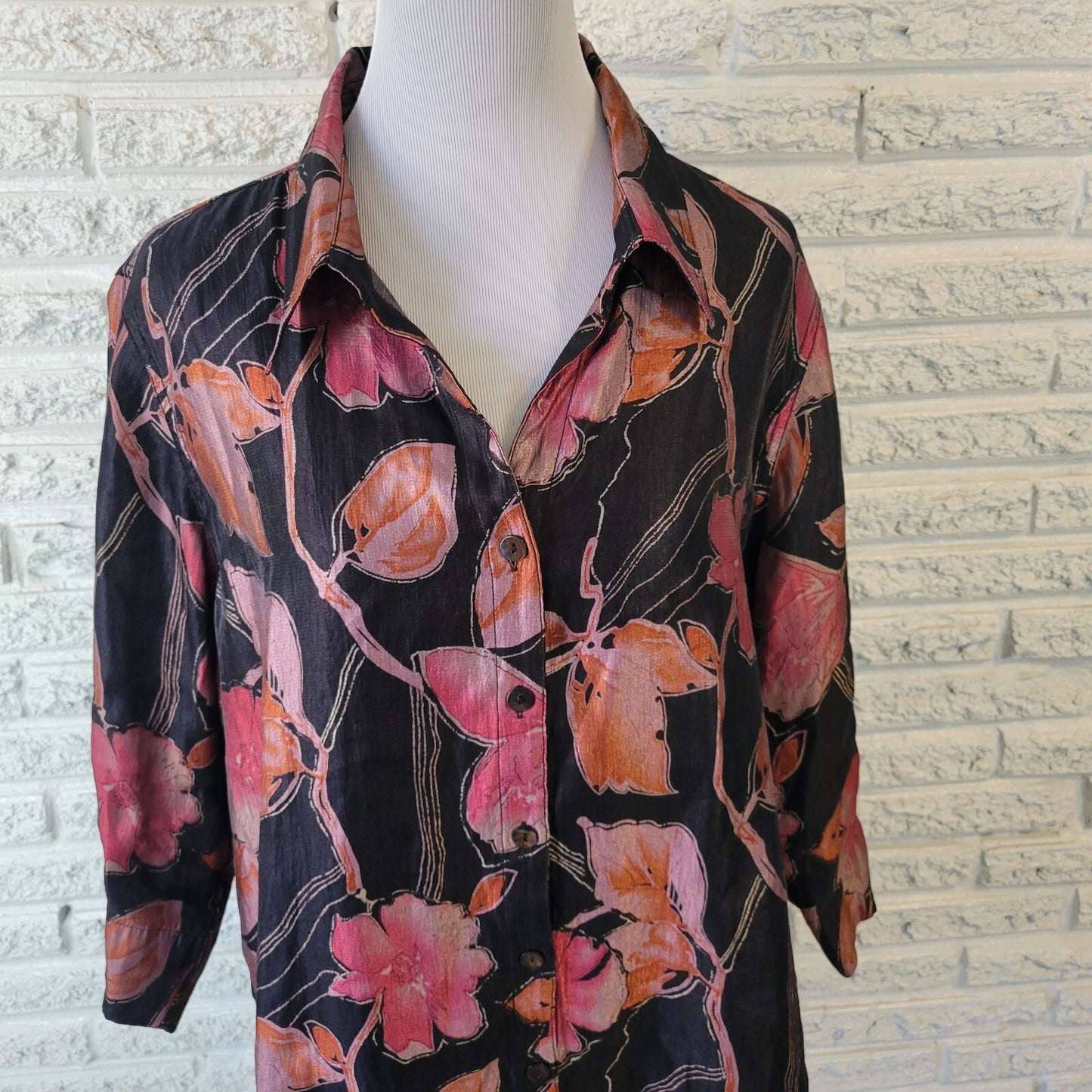 Scott Taylor Womens Top 1X Plus 3/4 Sleeve Black Pink Floral Button Lightweight