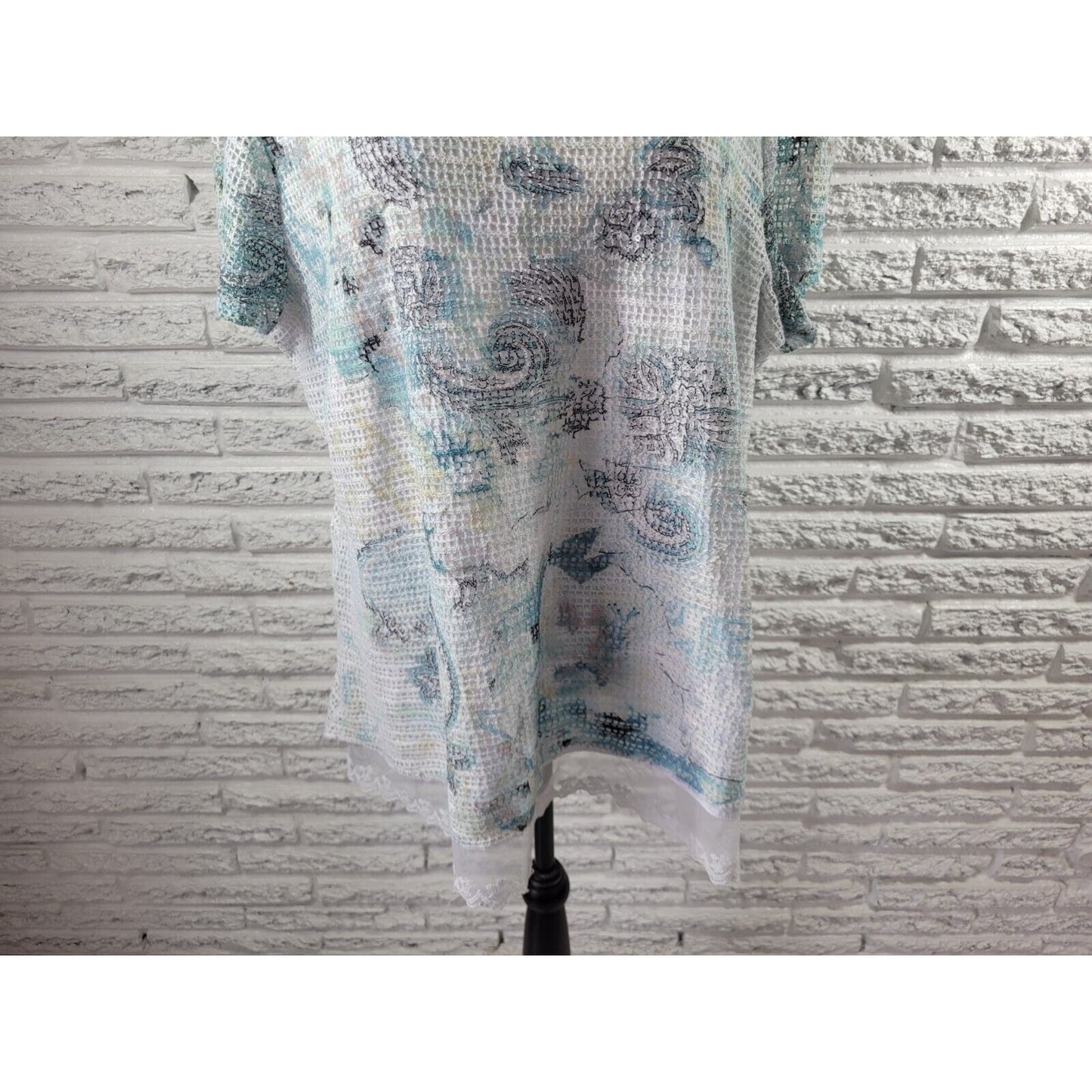 Live Let Live Womens Top XXL Short Sleeve Crochet Lace Hem Blue Floral Sequins