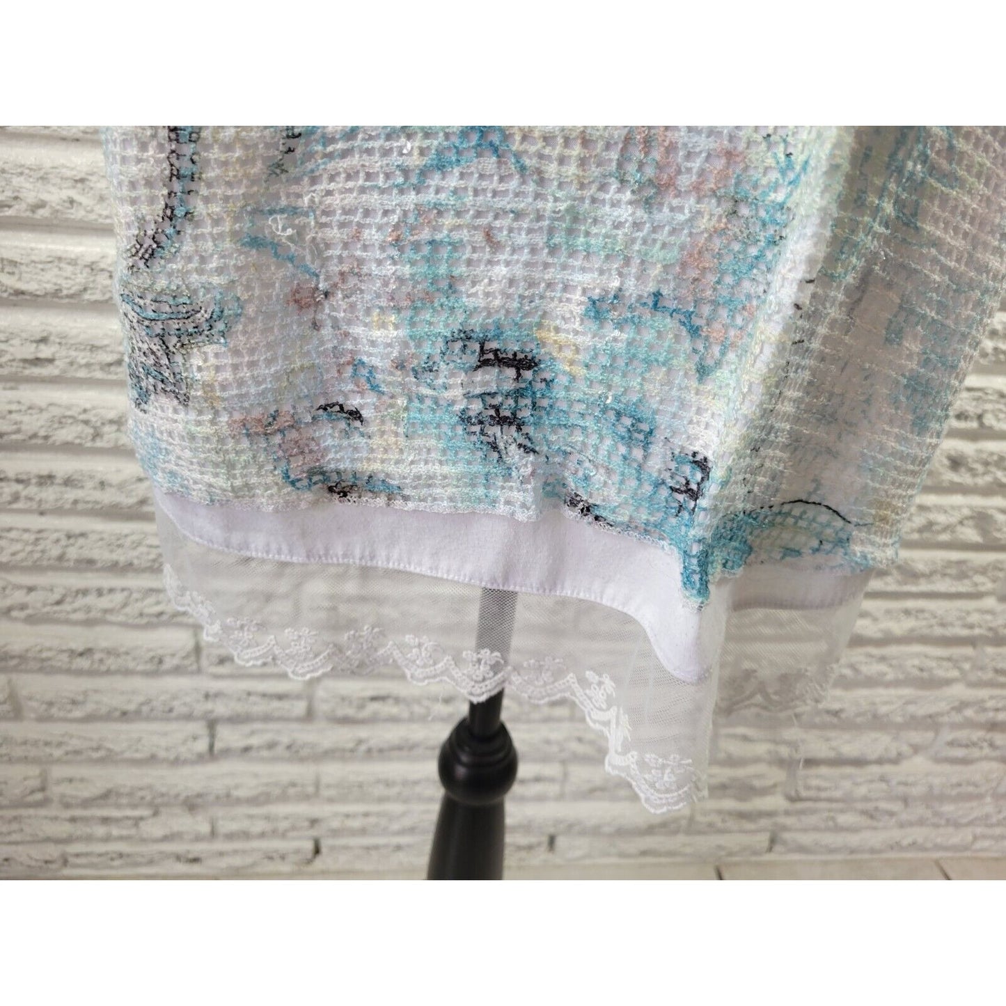 Live Let Live Womens Top XXL Short Sleeve Crochet Lace Hem Blue Floral Sequins