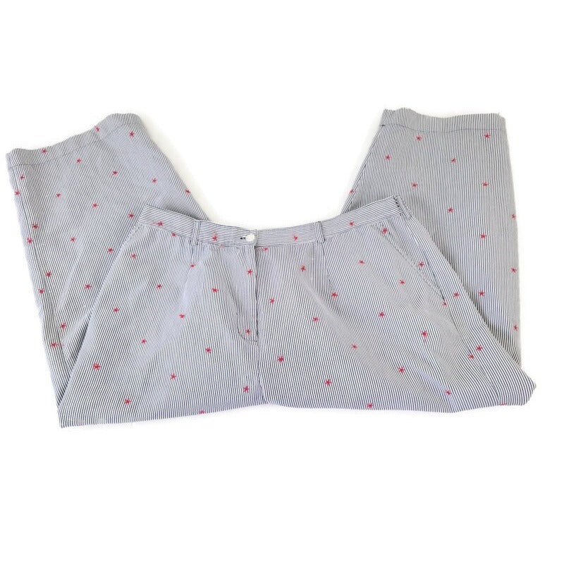 Sag Harbor Womens Pants 18 Plus Capri Embroider Stars Gray Stripe Seersucker