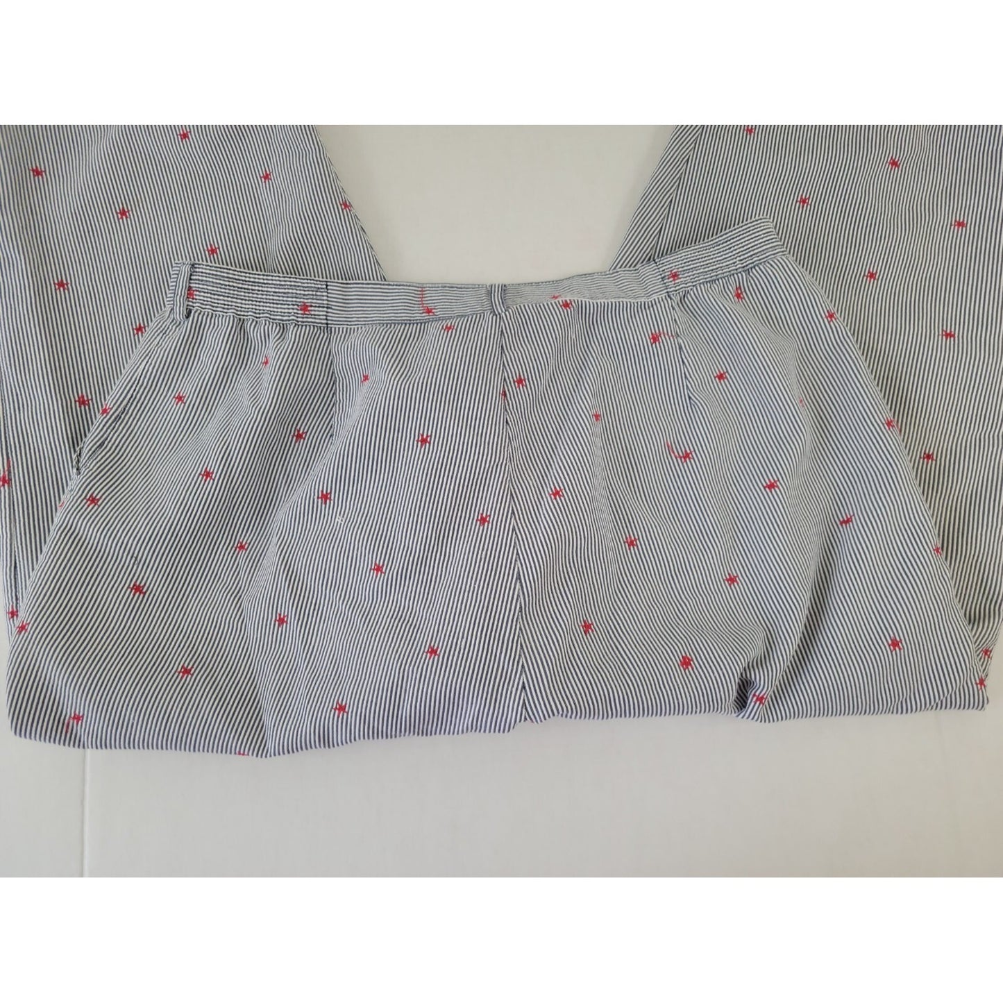 Sag Harbor Womens Pants 18 Plus Capri Embroider Stars Gray Stripe Seersucker