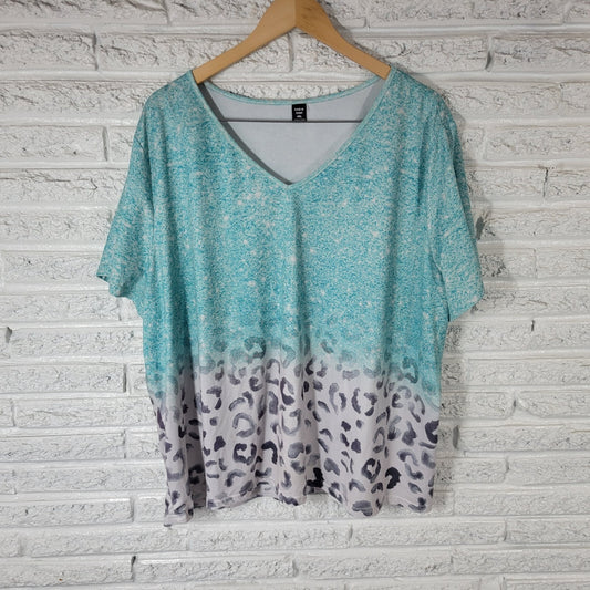 Shein Curve Womens Top 4XL Plus Tee Short Sleeve Blue Animal Print Poly Blend