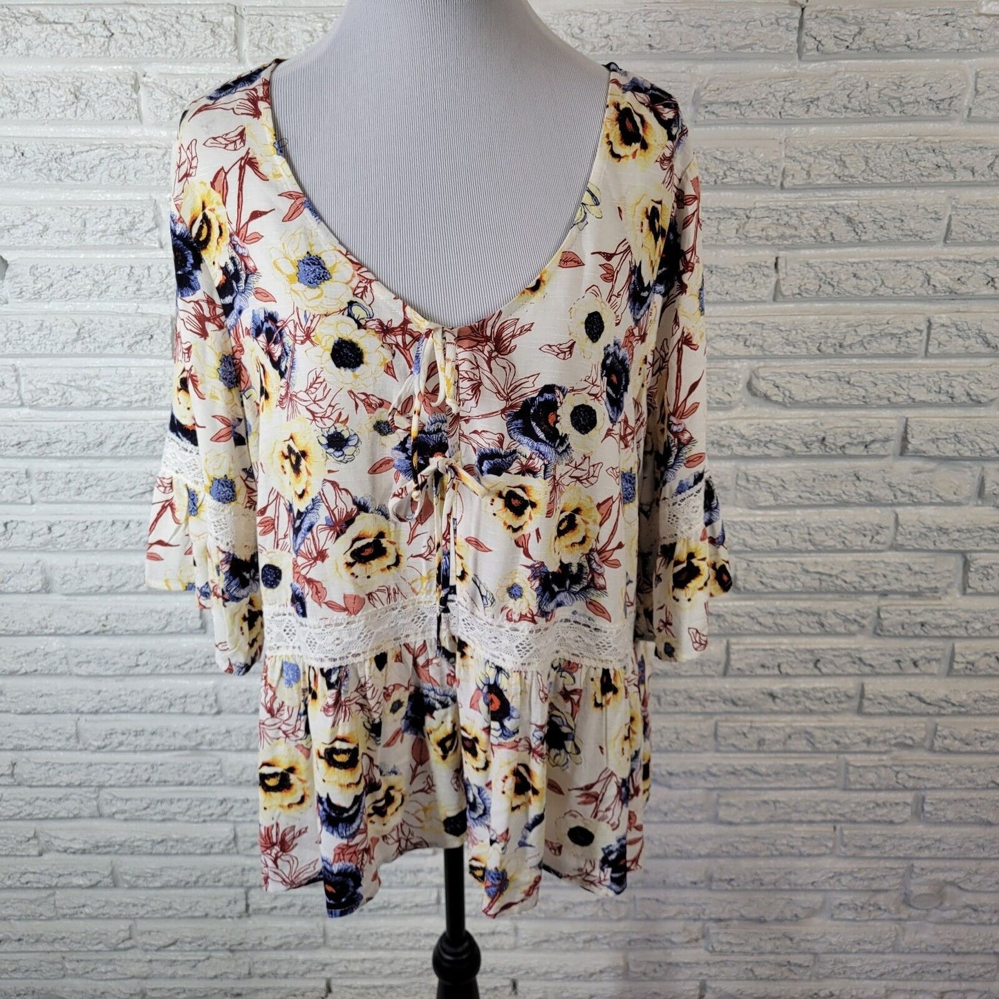 Maurices Womens Top 0X Baby Doll Bell Sleeve Blue Brown Floral Lightweight Rayon