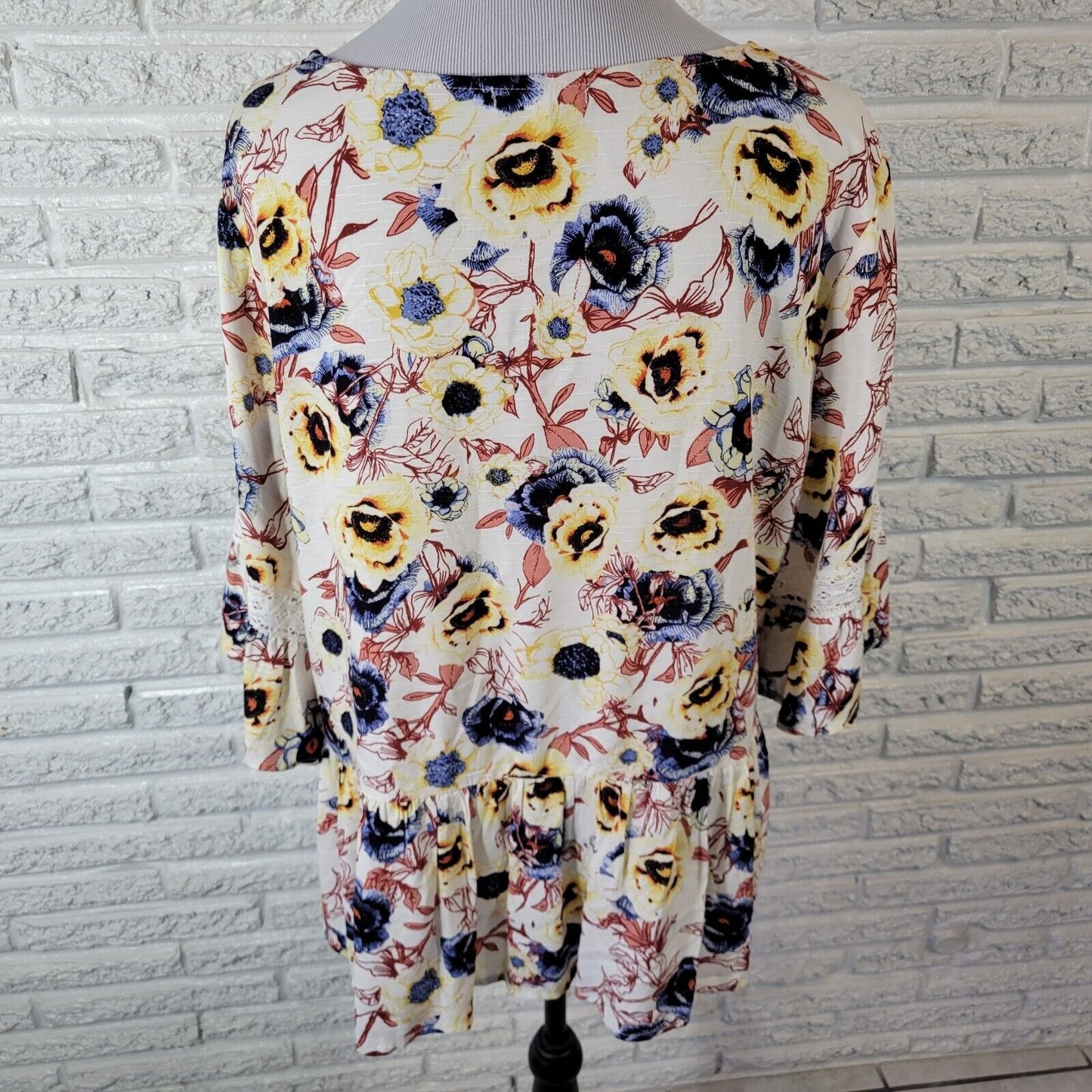 Maurices Womens Top 0X Baby Doll Bell Sleeve Blue Brown Floral Lightweight Rayon