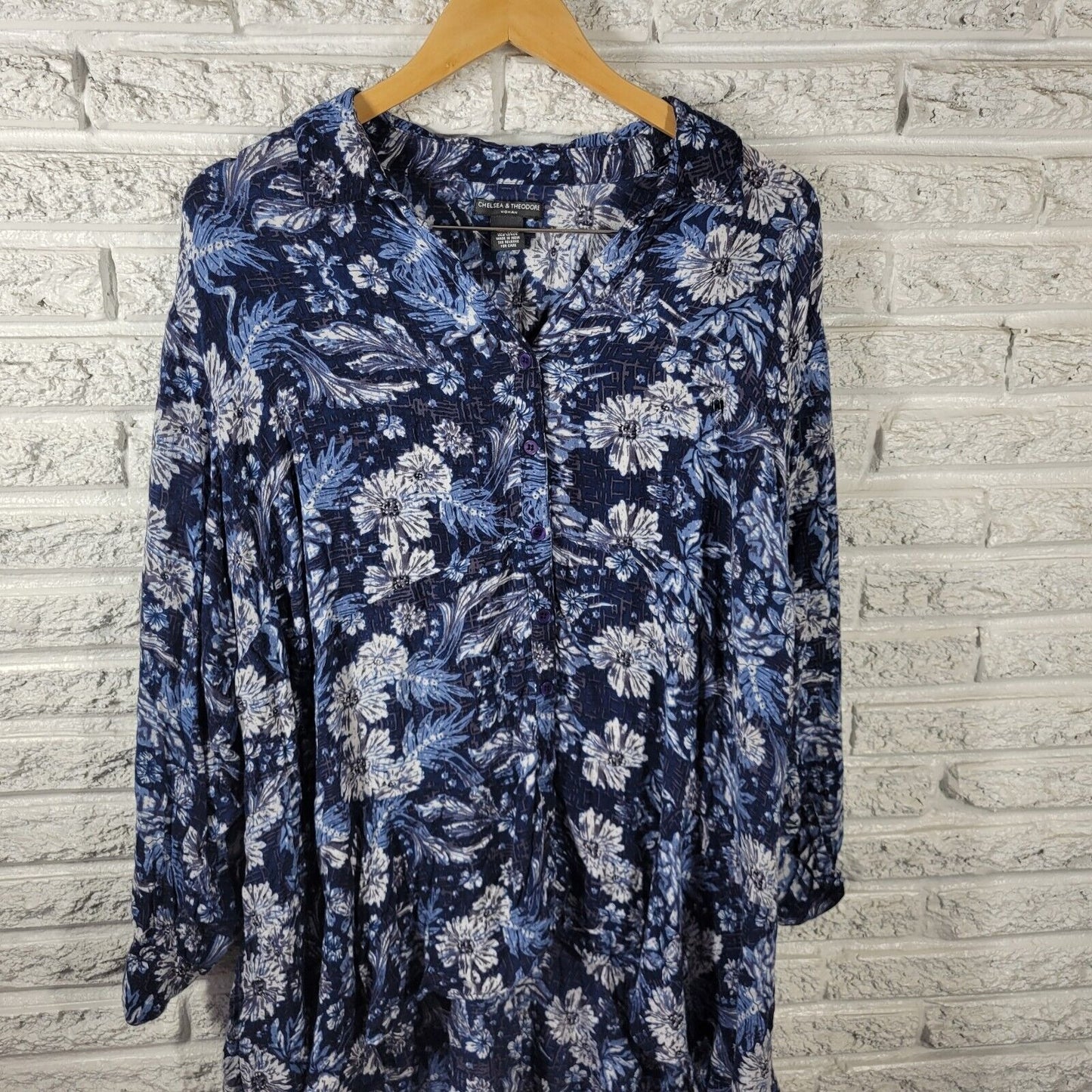 Chelsea Theodore Women Top 3X Long Sleeve Blue Button Up Lightweight Sheer Rayon