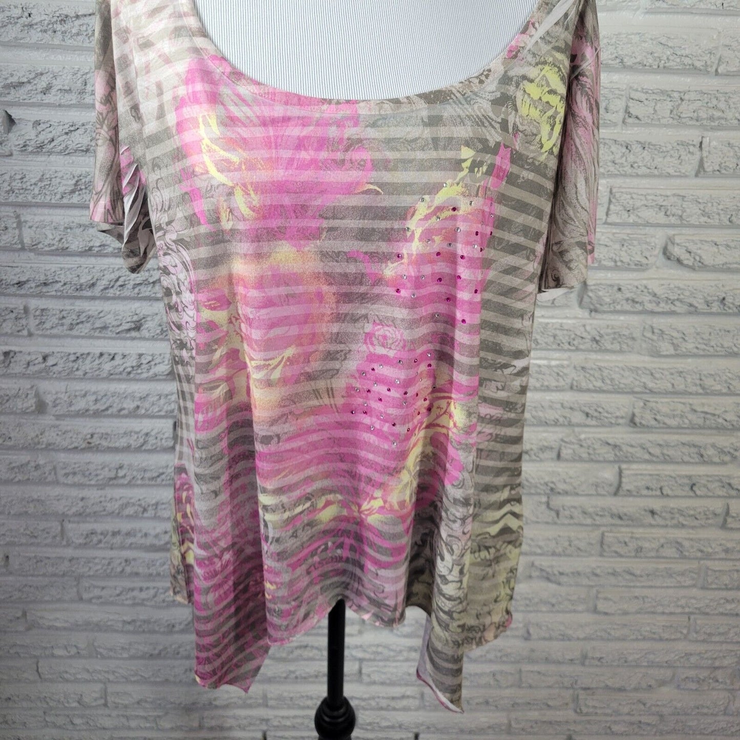 Jane Ashley Womens Top 2X Tee Pink Floral Polyester Handkerchief Hem Lightweight