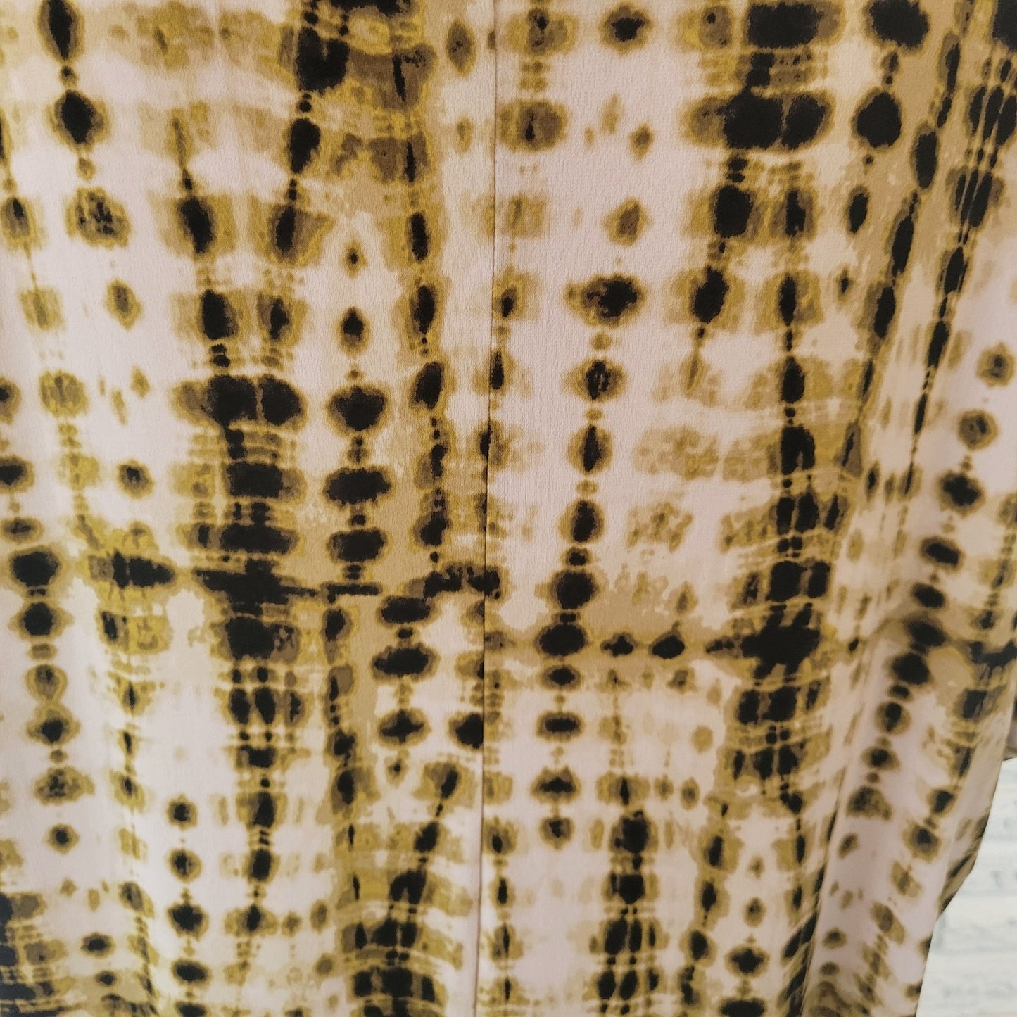 Cato Est 1946 Womens Top Extra Large XL Tan Black Watercolor Poly Blend Comfy