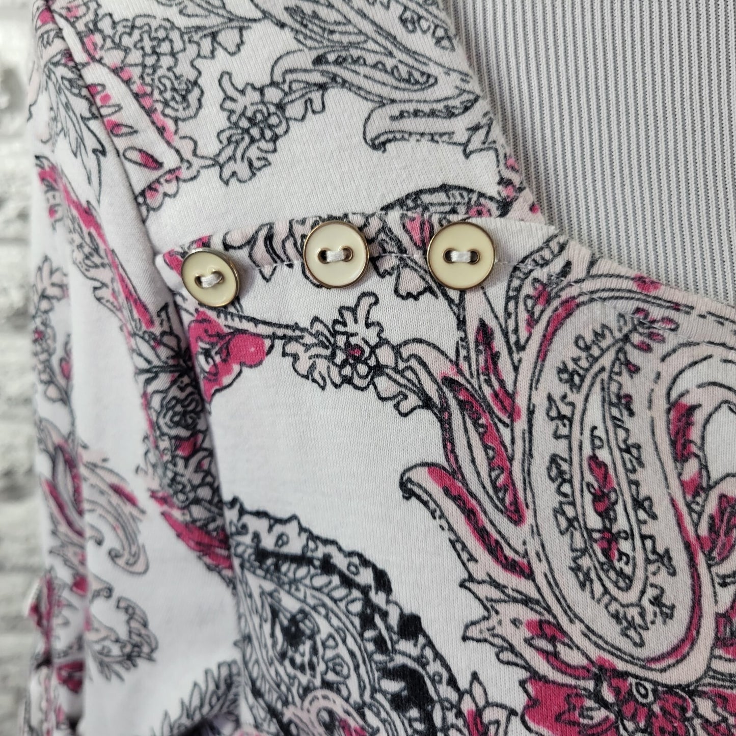 Croft Barrow Womens Top Extra Large Tee Roll Tab Sleeve Cotton Pink Paisley