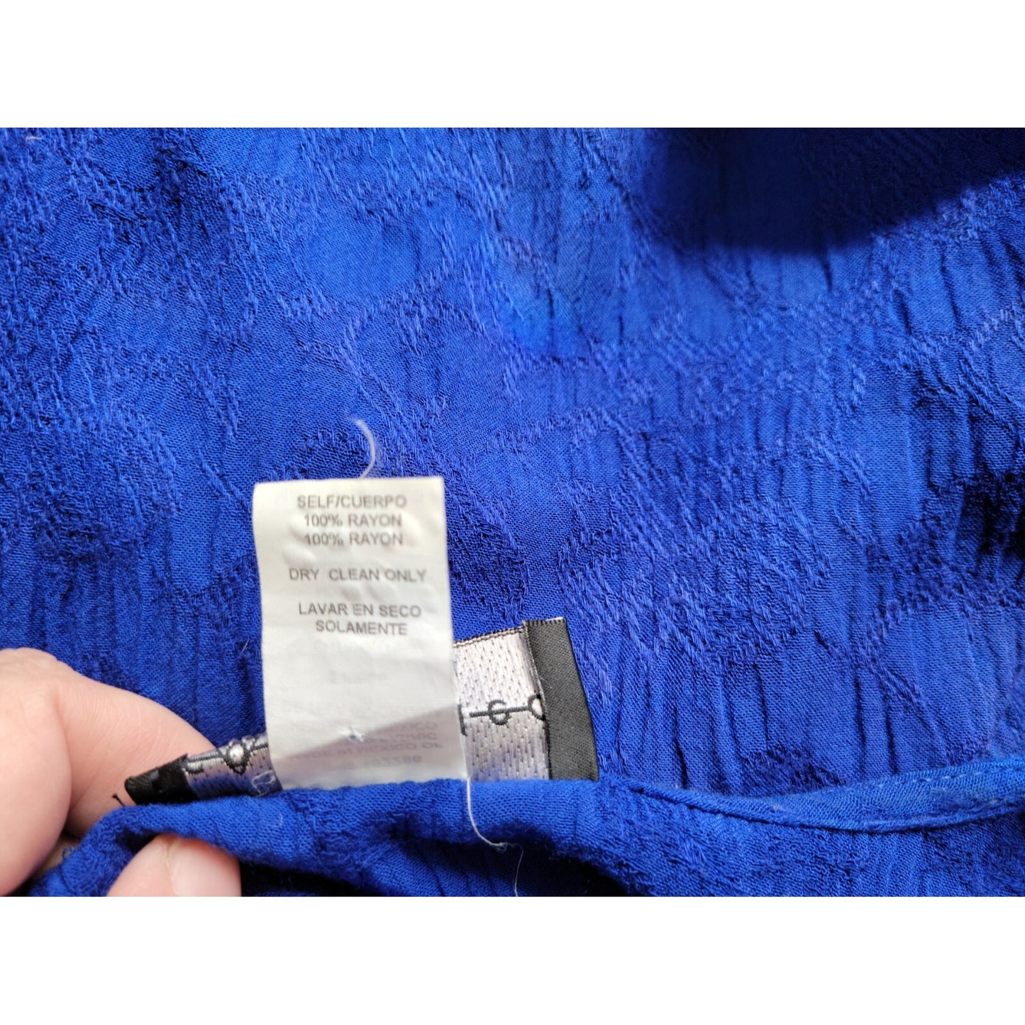 Connected Women Top 18W Plus Short Sleeve Blue Rayon Pullover Shark Bite Career