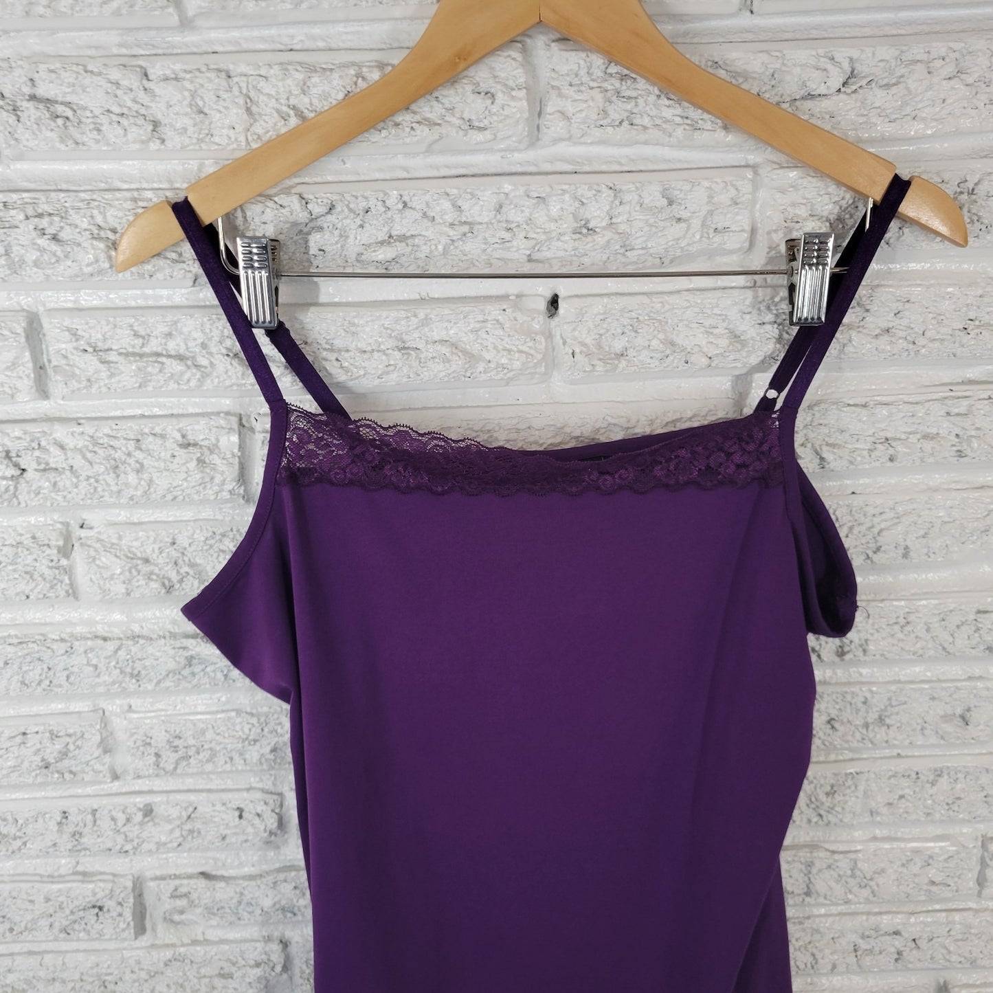 Fashion Bug Women Top Extra Large Camisole Purple Lace Trim Adjustable Spaghetti