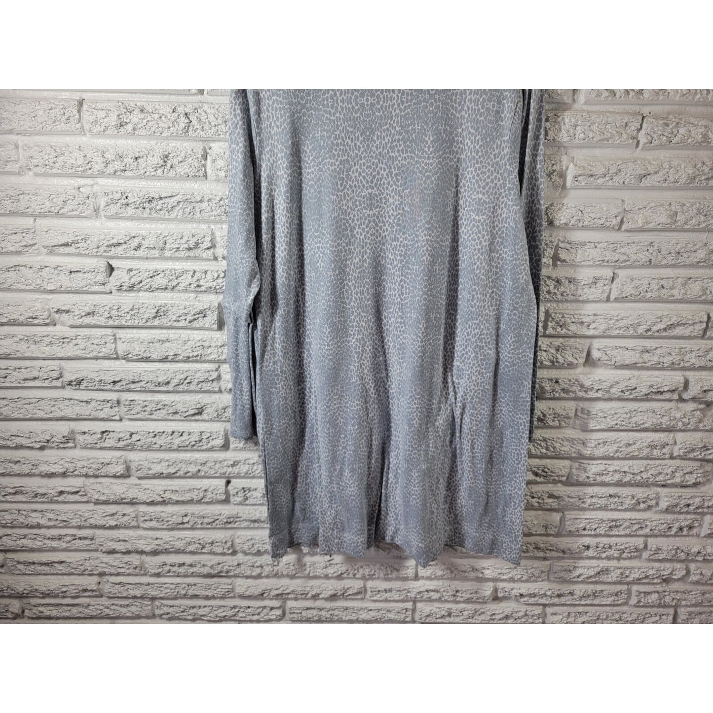 Croft Barrow Women Nightgown 1X Plus Long Sleeve Gray Animal Print Poly Blend