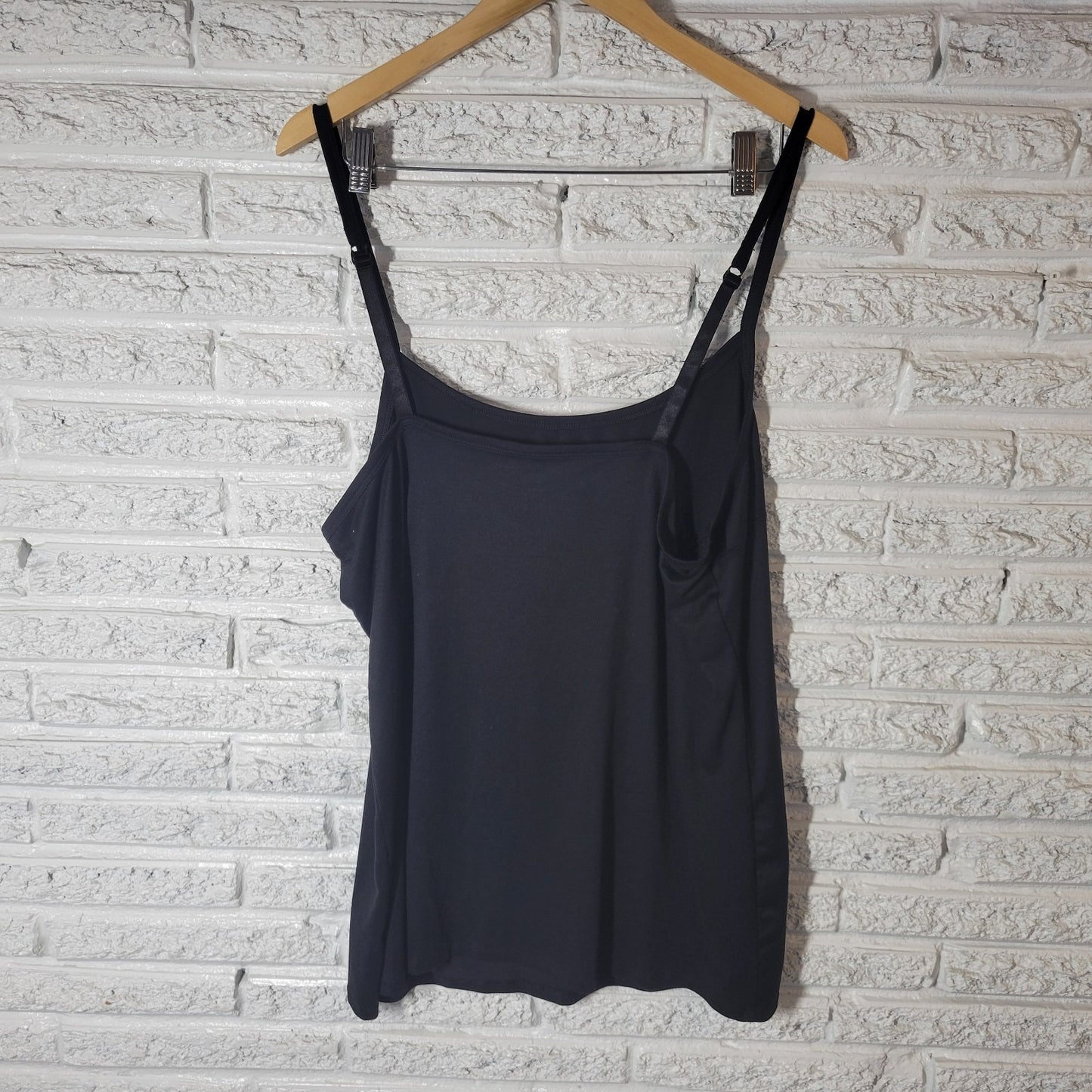 Terra Sky Womens Top 2X Camisole Black Adjustable Spaghetti Strap Lightweight