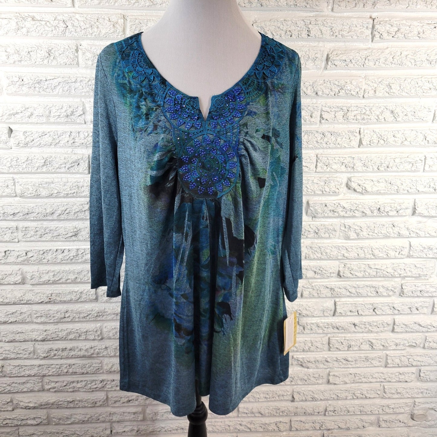 Energe Womens Top 2X Plus Tunic 3/4 Sleeve Blue Floral Rhinestone Lace Trim