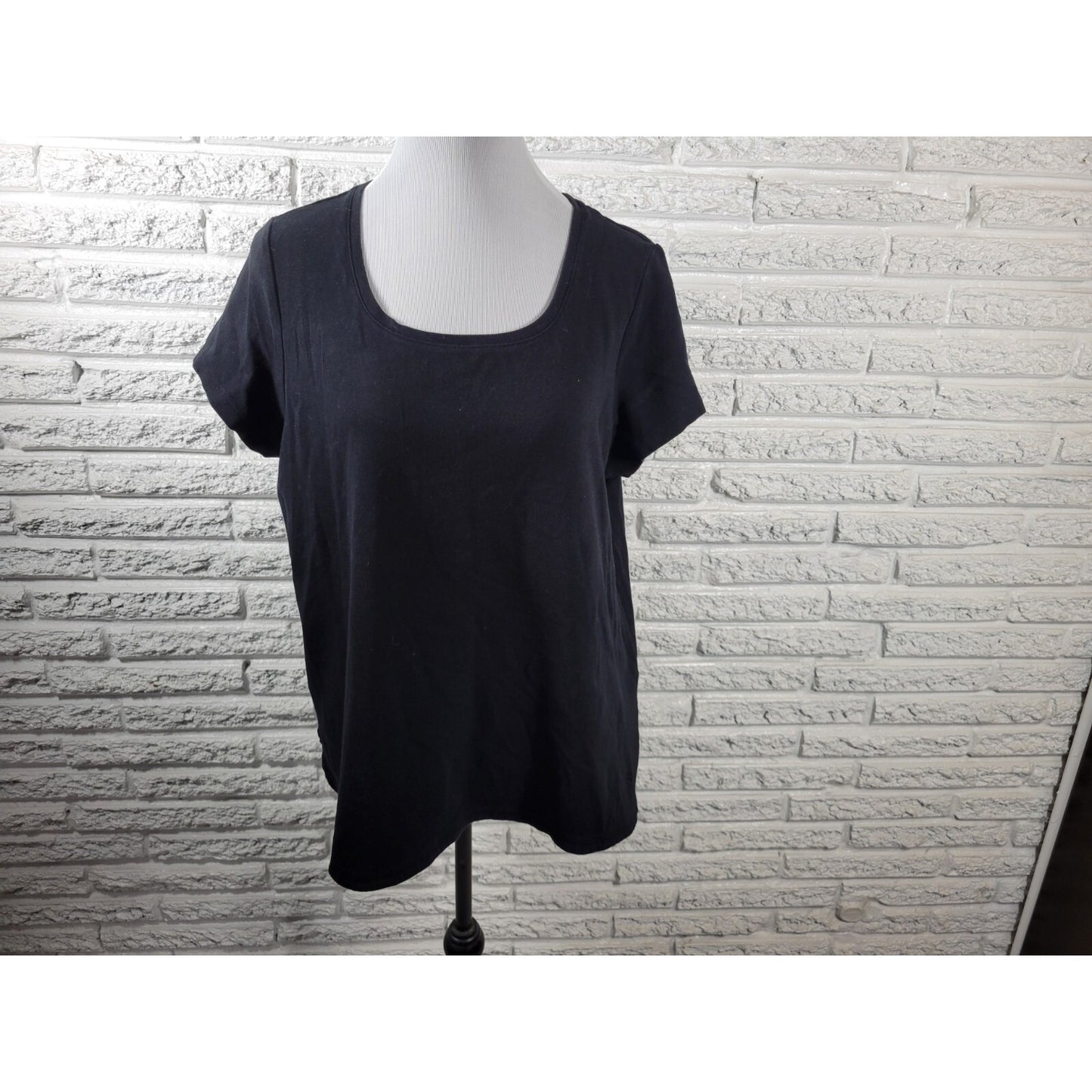 Isaac Mizrahi Live QVC Womens Top 1X Plus Tee Cap Sleeve Black Cotton Casual