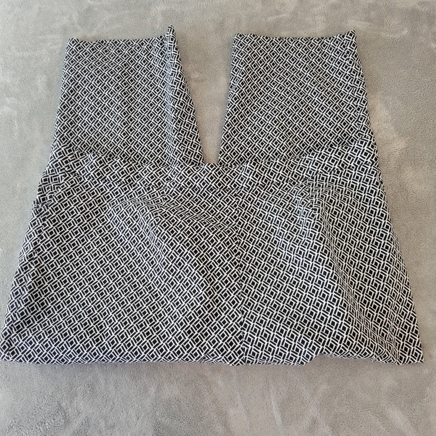 Worthington Women Pants 3X Plus Capri Pull On Black White Geometric Comfy Casual