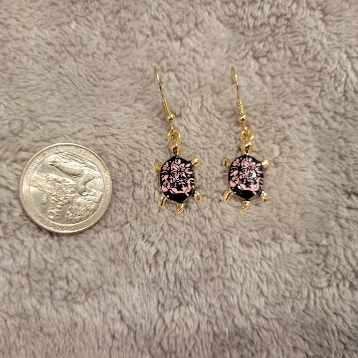 Turtles #4 Womens Earrings One Pair Zinc Alloy Purple Pink Hanging Gold Tone