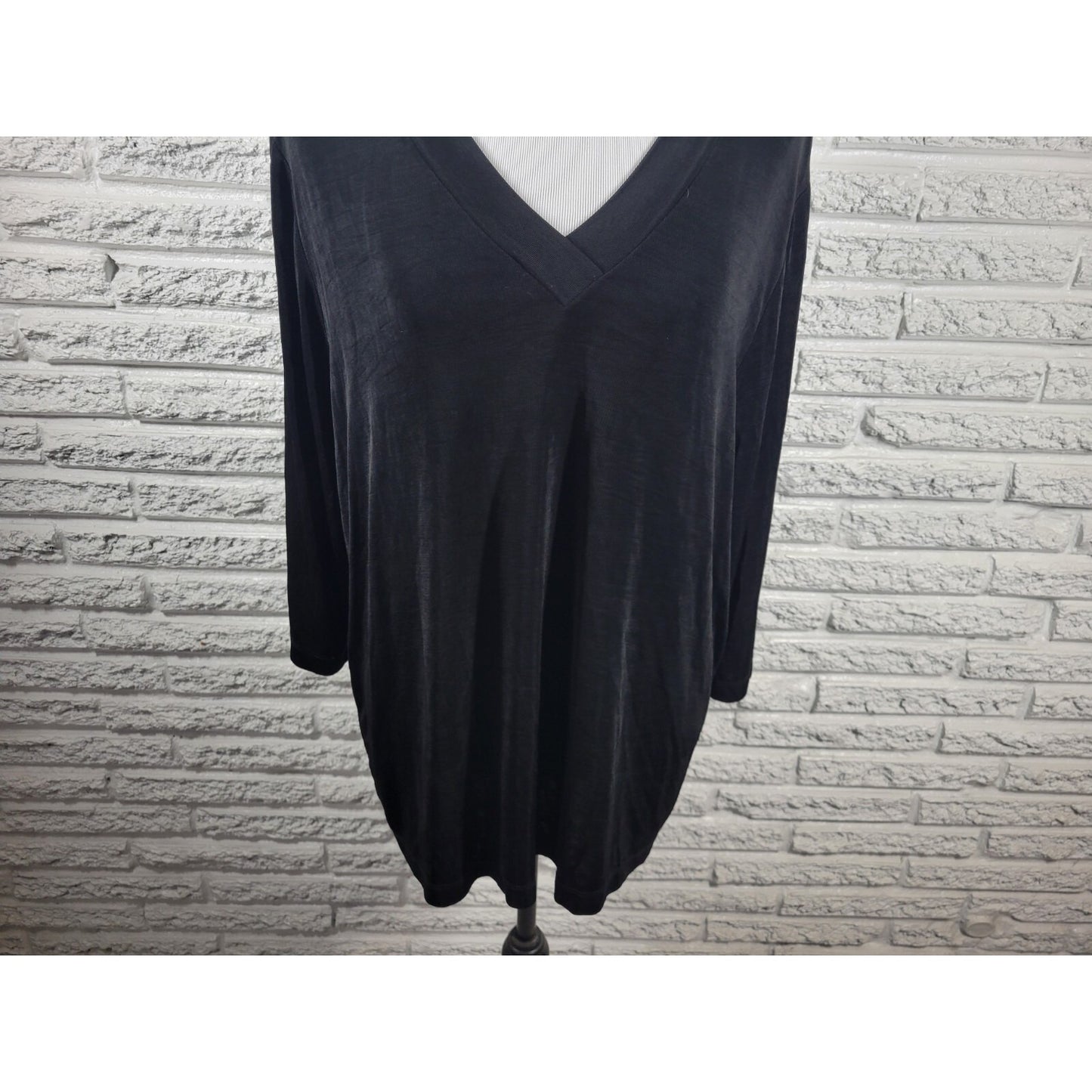 Slinky Brand Women Top 1X Plus Tunic 3/4 Sleeve Black Acetate Travel Knit Office