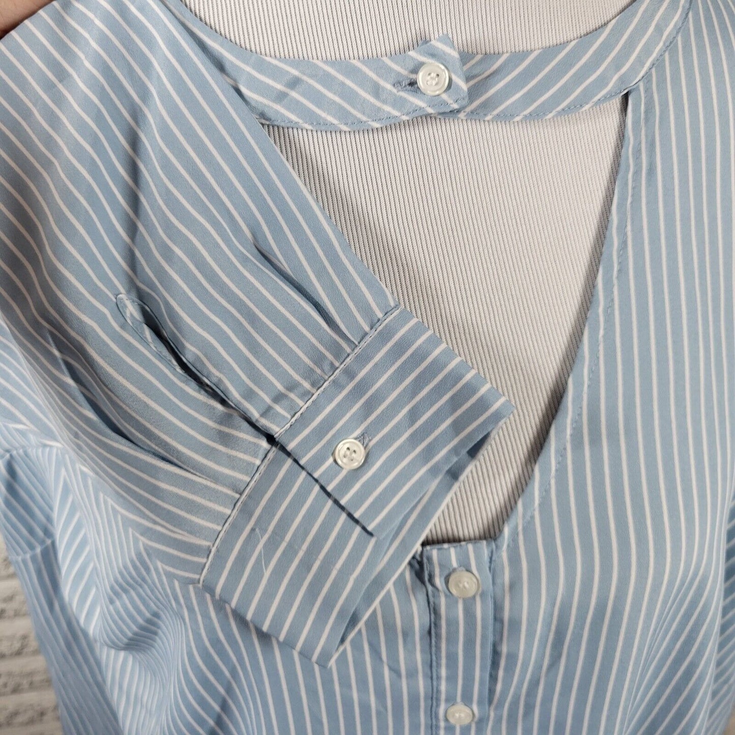 Lane Bryant Embossed Womens Top 18 20 Blue Stripe Lightweight Polyester Window