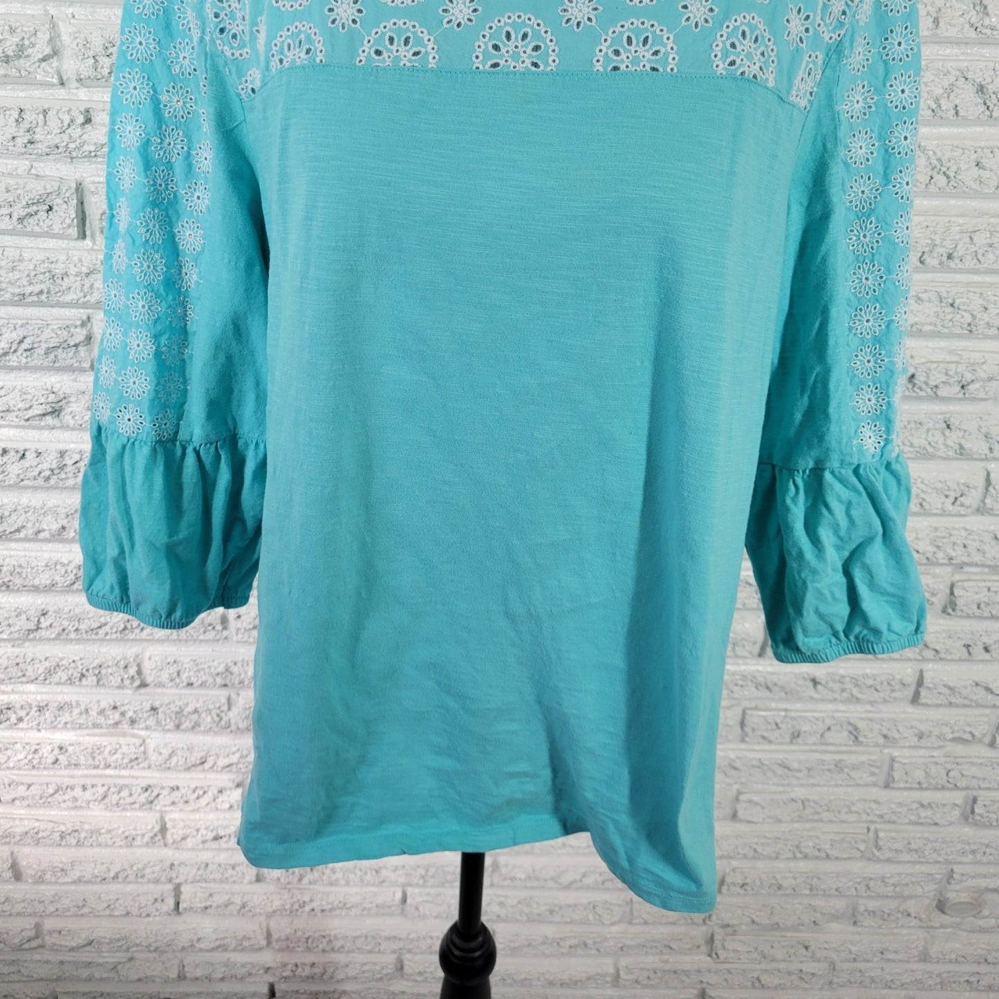 St Johns Bay Womens Top 1X Plus 3/4 Sleeve Blue Cotton Eyelet Lightweight Casual