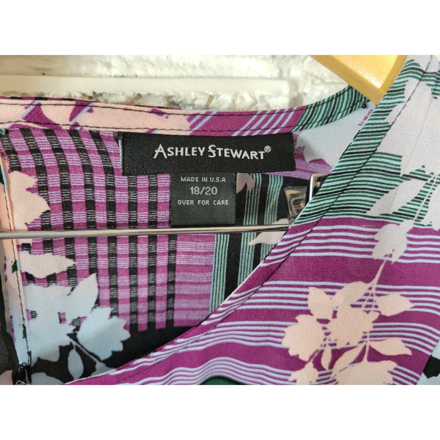 Ashley Stewart Womens Top 18 20 Plus 3/4 Sleeve Tie Purple Floral Sheer Keyhole