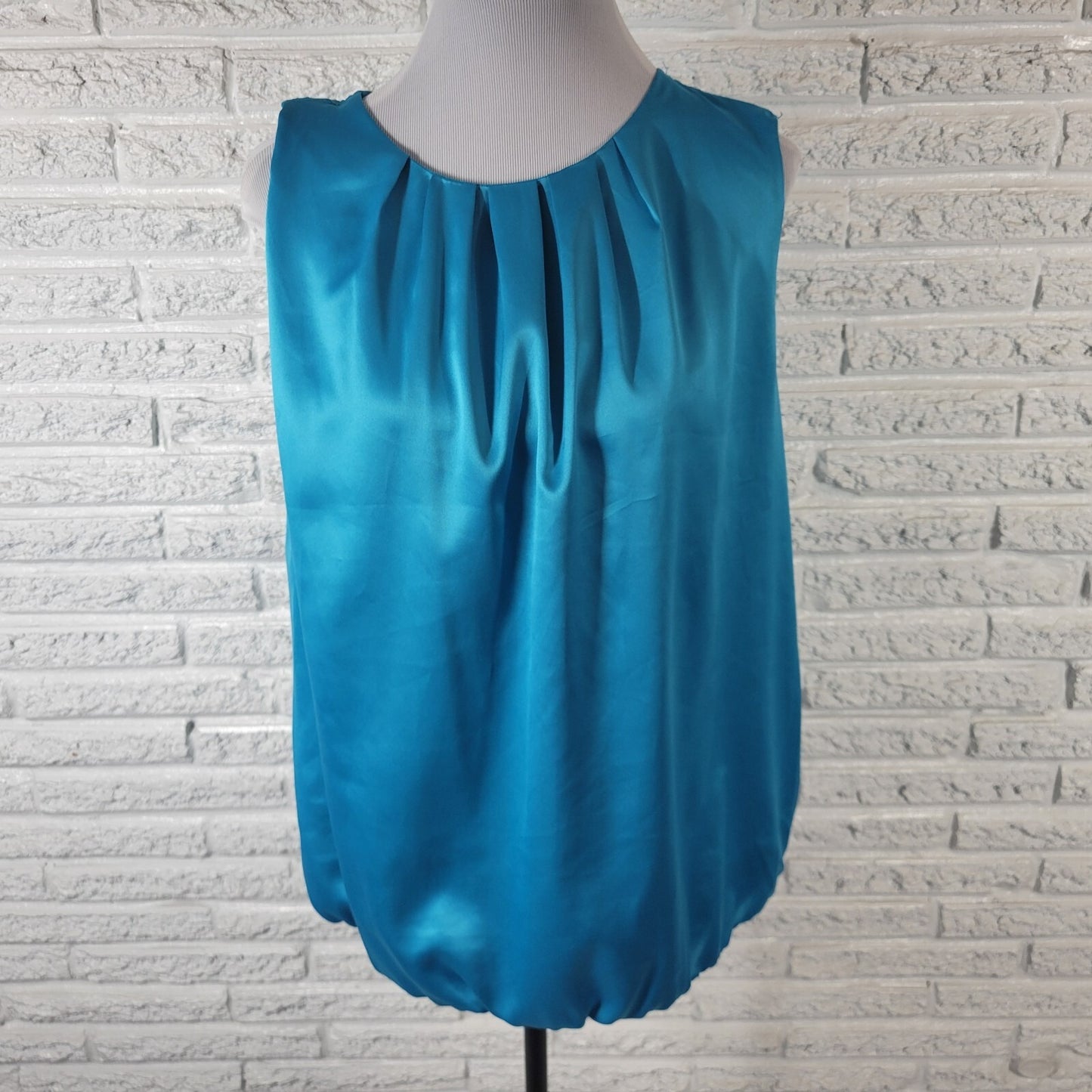 LIz Claiborne Womens Top XL Sleeveless Blue Satin Back Zip Pleated Office Lined