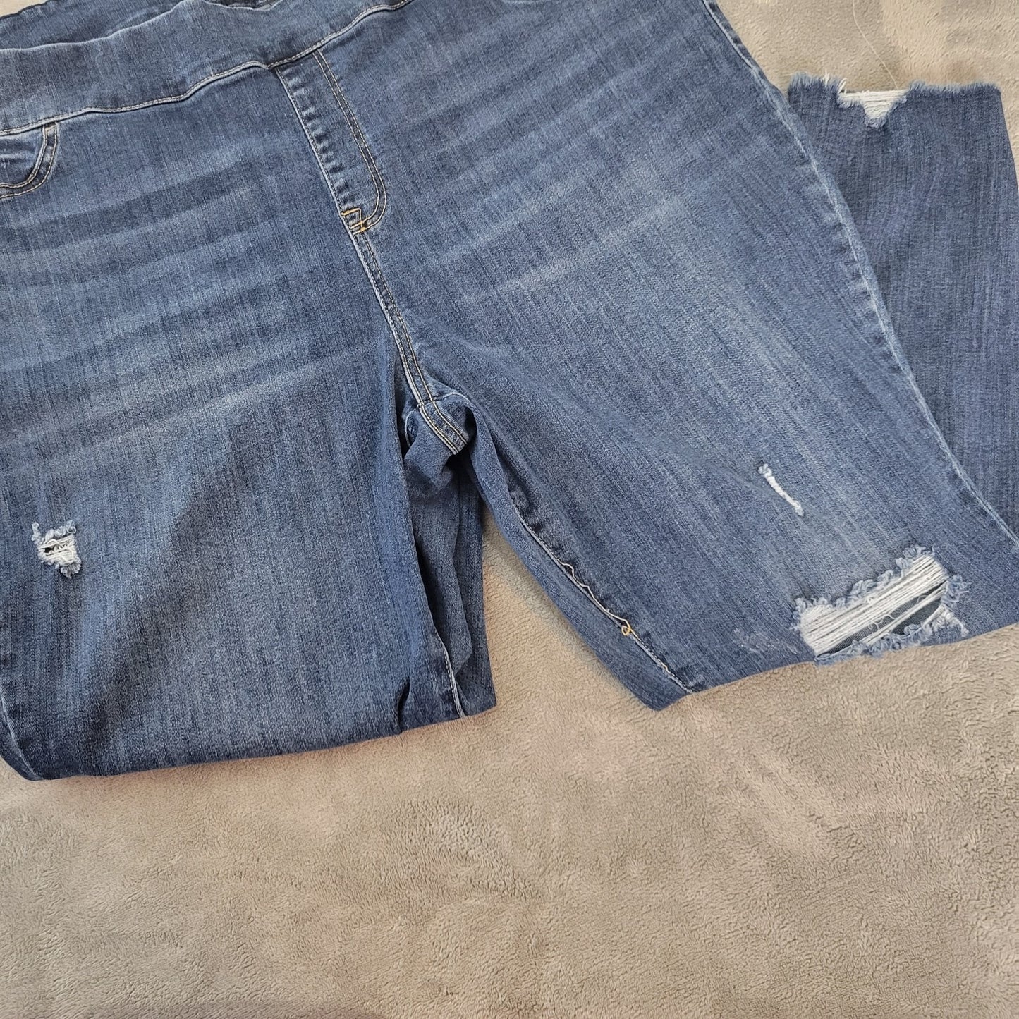 Lane Bryant Womens Jeans 26 Plus Cropped Jegging Dark Blue Denim Distressed