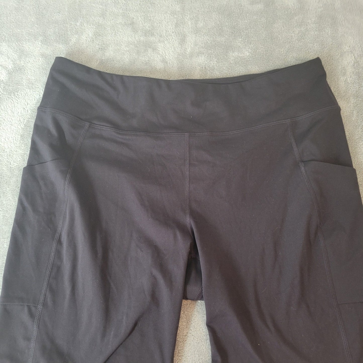 Tek Workout Gear Womens Shorts 1X Plus Pull On Lightweight Black Pockets Comfy