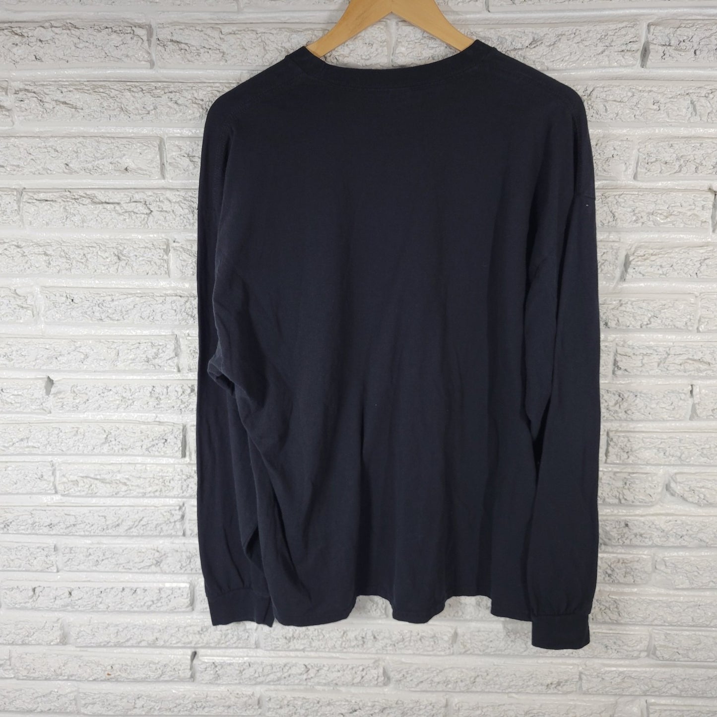 Gildan Womens Top 2XL Plus Tee Long Sleeve Black My Happy Place Retro Hippie