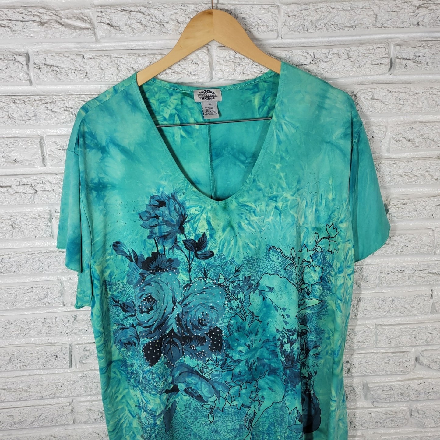 Sienna Grace Womens Top 3X Plus Tee Short Sleeve Blue Floral Comfy Rhinestone