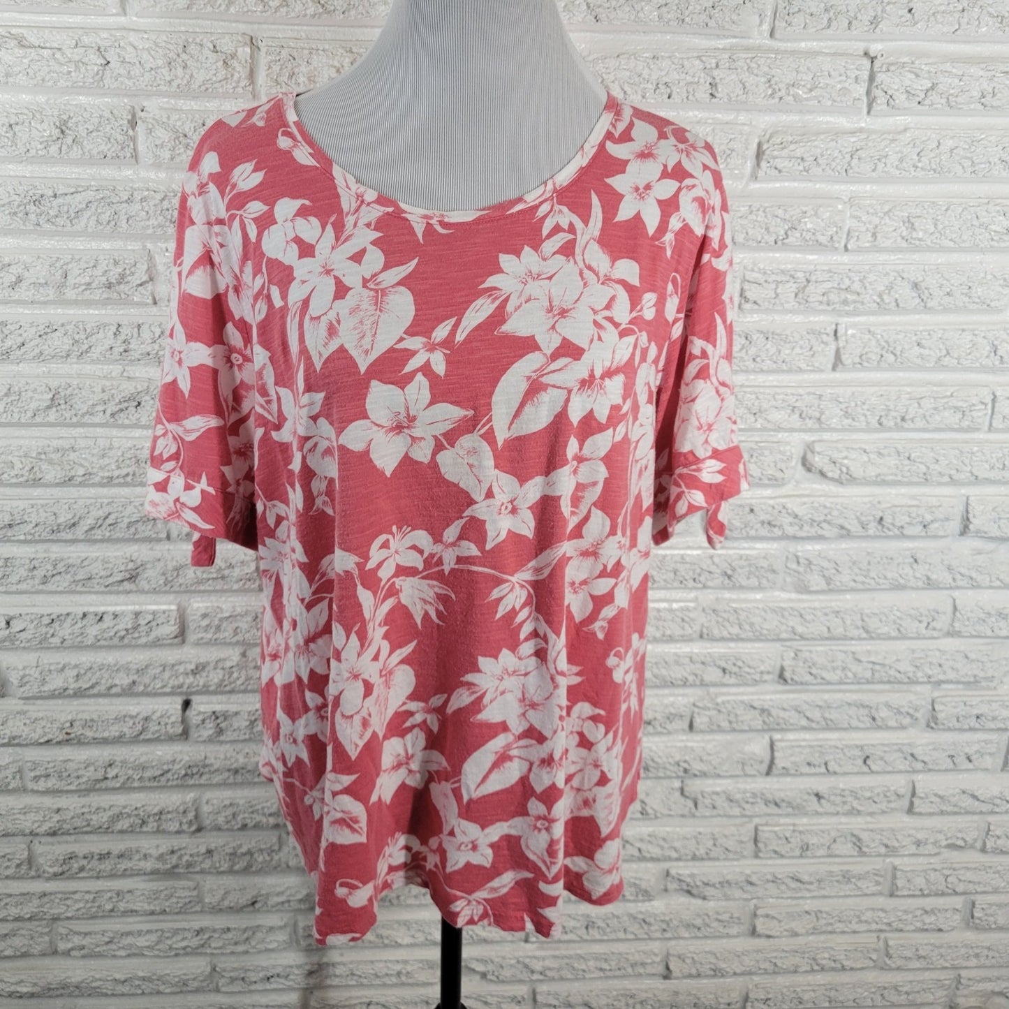 Liz Claiborne Womens Top 1X Plus Tee Short Tied Sleeves Pink Floral Lightweight