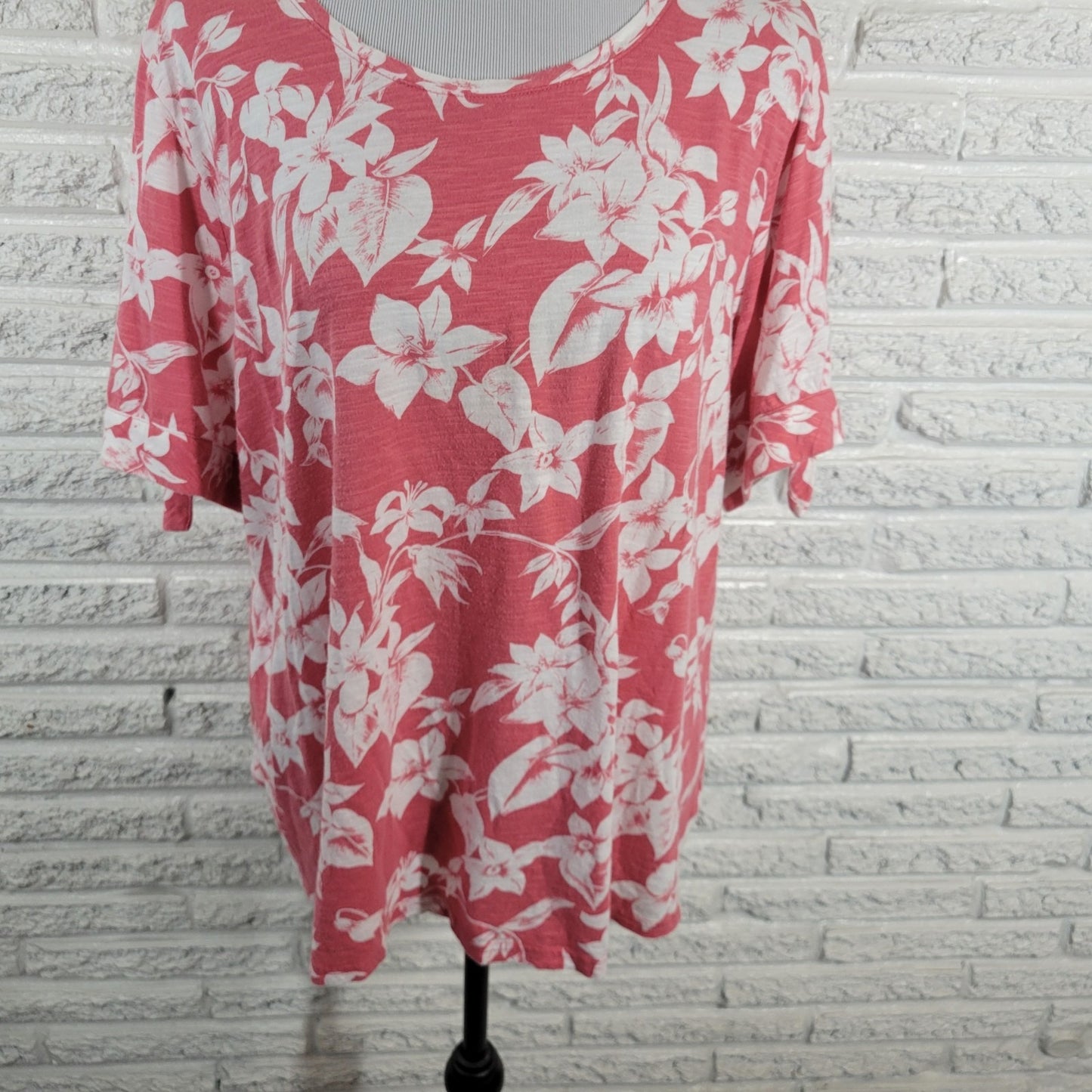 Liz Claiborne Womens Top 1X Plus Tee Short Tied Sleeves Pink Floral Lightweight