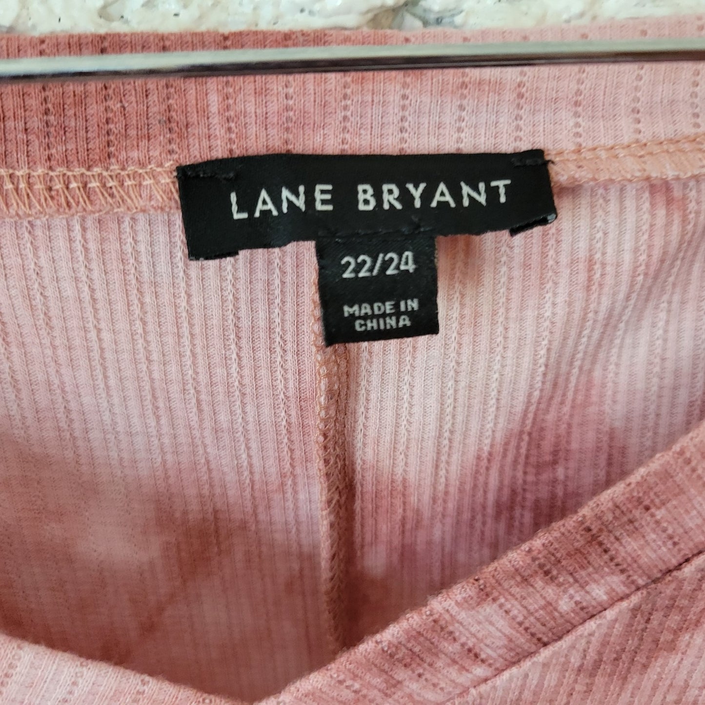 Lane Bryant 22 24 Plus Pink Mauve Tie Dye Puff Short Sleeve V-Neck Blouse