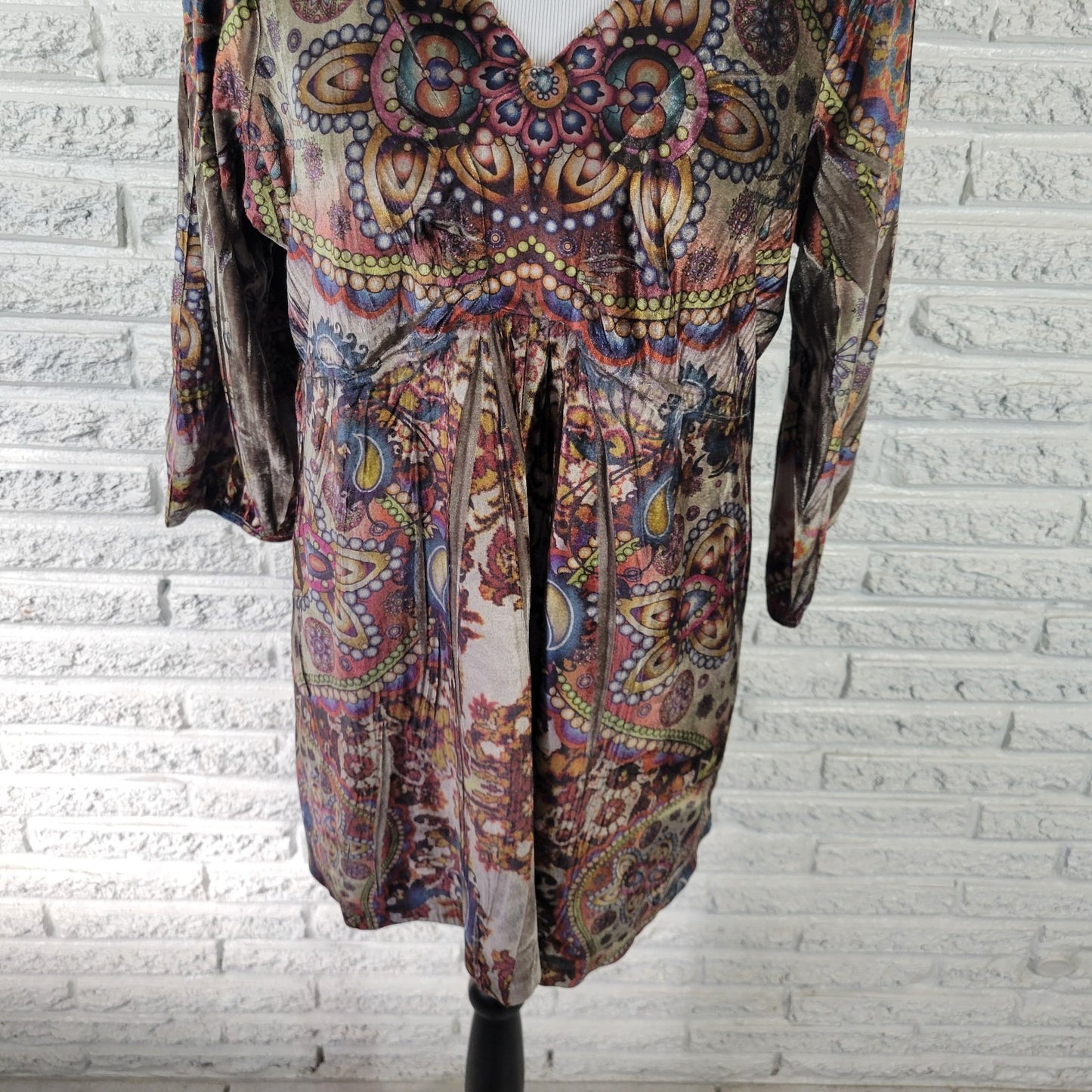 Live Let Live Women's 1X Plus Velour Gray Blue Tunic Top Geometric Stretch