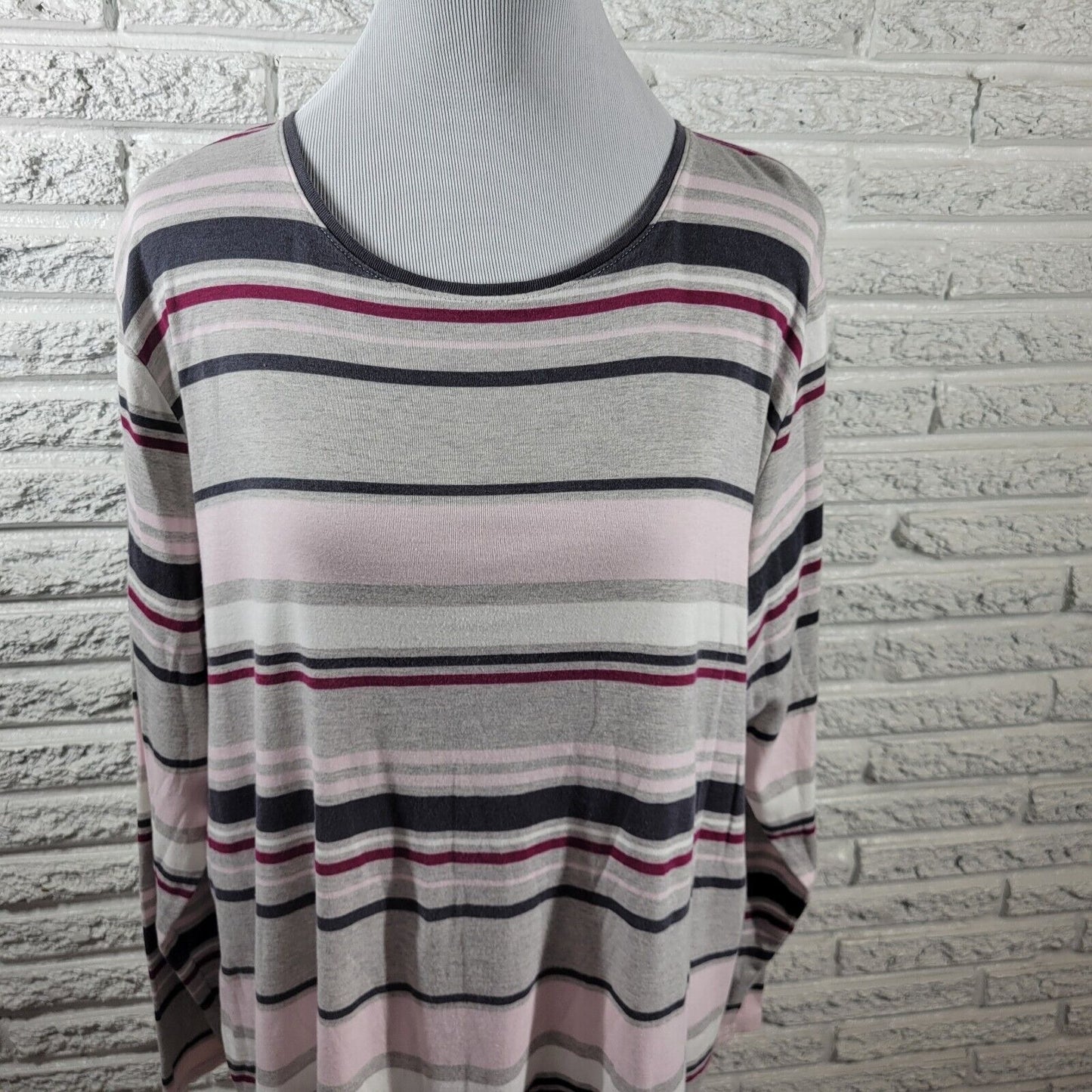 Croft Barrow Women Top 2X Tee Classic Long Sleeve Pink Stripe Lightweight Cotton