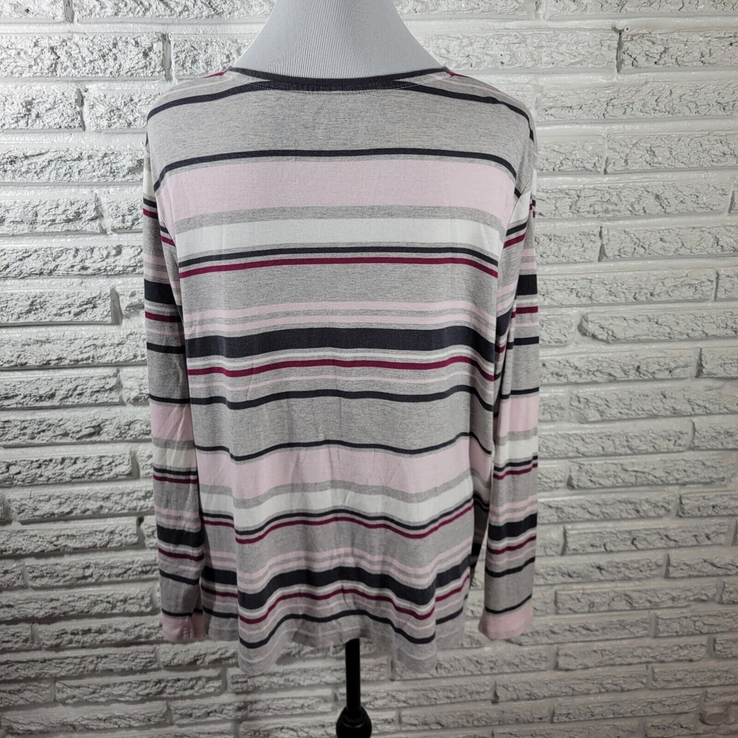 Croft Barrow Women Top 2X Tee Classic Long Sleeve Pink Stripe Lightweight Cotton