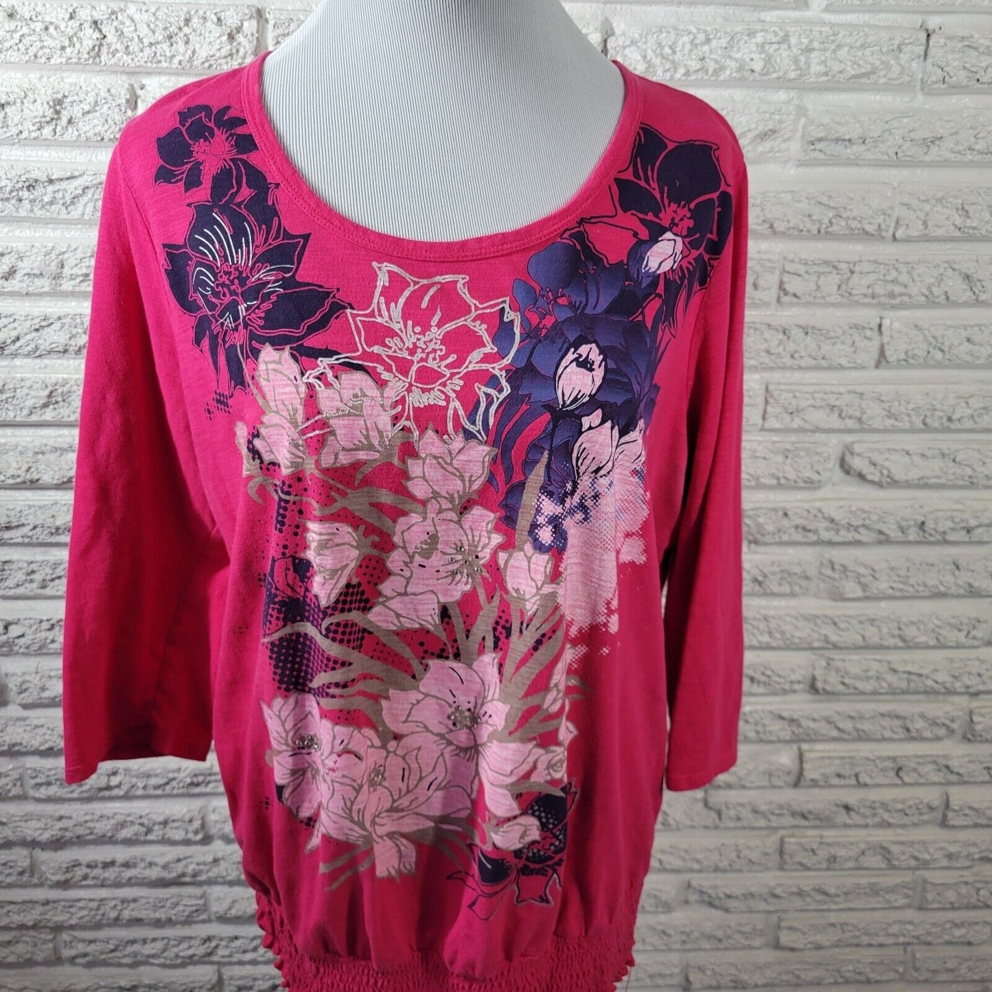 White Stag Womens Top XXL 20 Tee 3/4 Sleeve Smock Waist Pink Floral Rhinestones