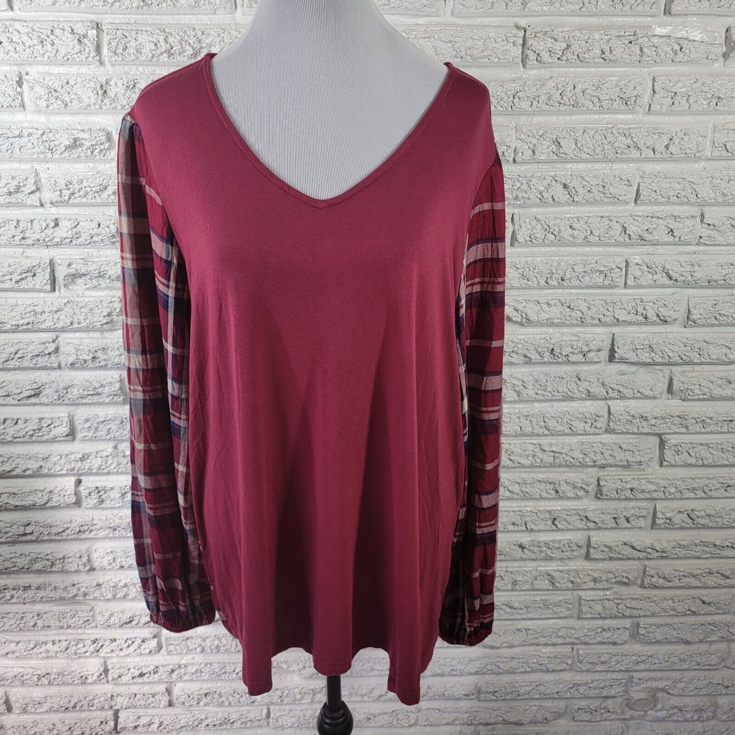 Belle Kim Gravel Womens Top Extra Large XL Long Sleeve Burgundy Plaid Comfy