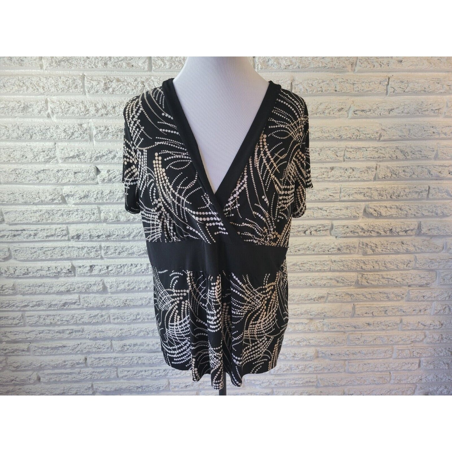 Worthington Womens Top 1X Plus Short Sleeve Black Geometric Career Casual