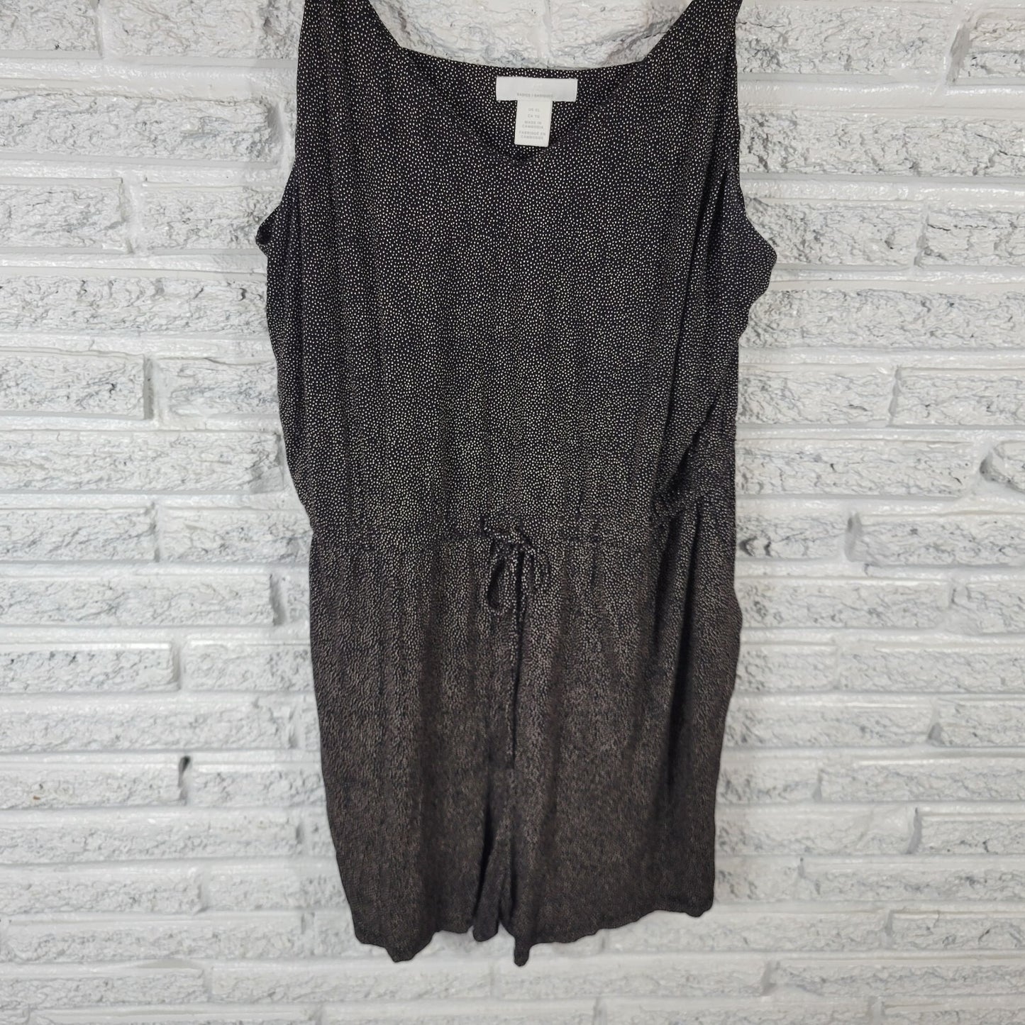 H&M Womens Romper XL Short Adjustable Spaghetti Pockets Black Brown Tiny Dots
