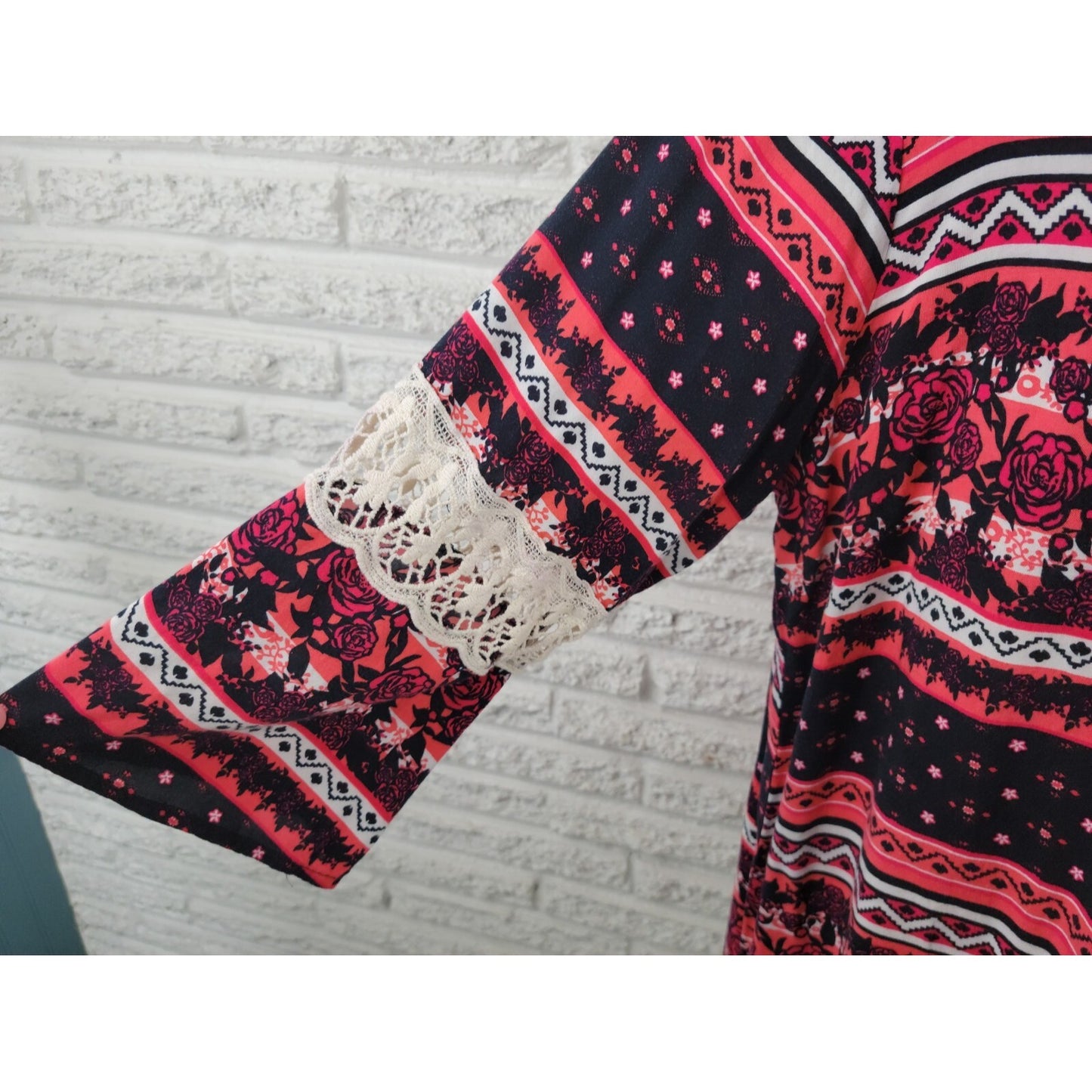 Cato Womens Top 18W 20W Plus Tunic Lace Sleeve Black Floral Asymmetric Rayon