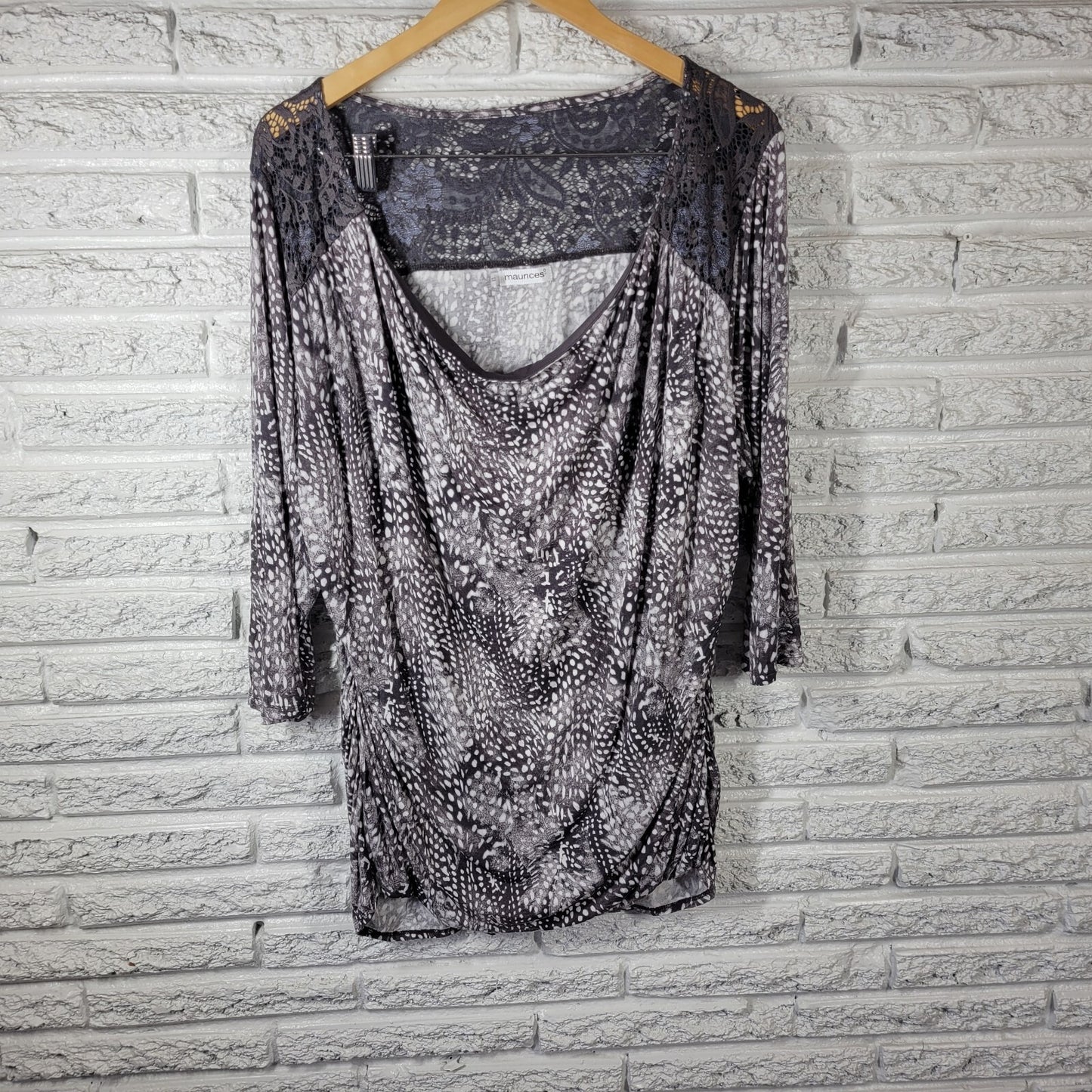 Maurices Womens Top 3 3X Short Sleeve Gray Animal Print Lightweight Lace Back