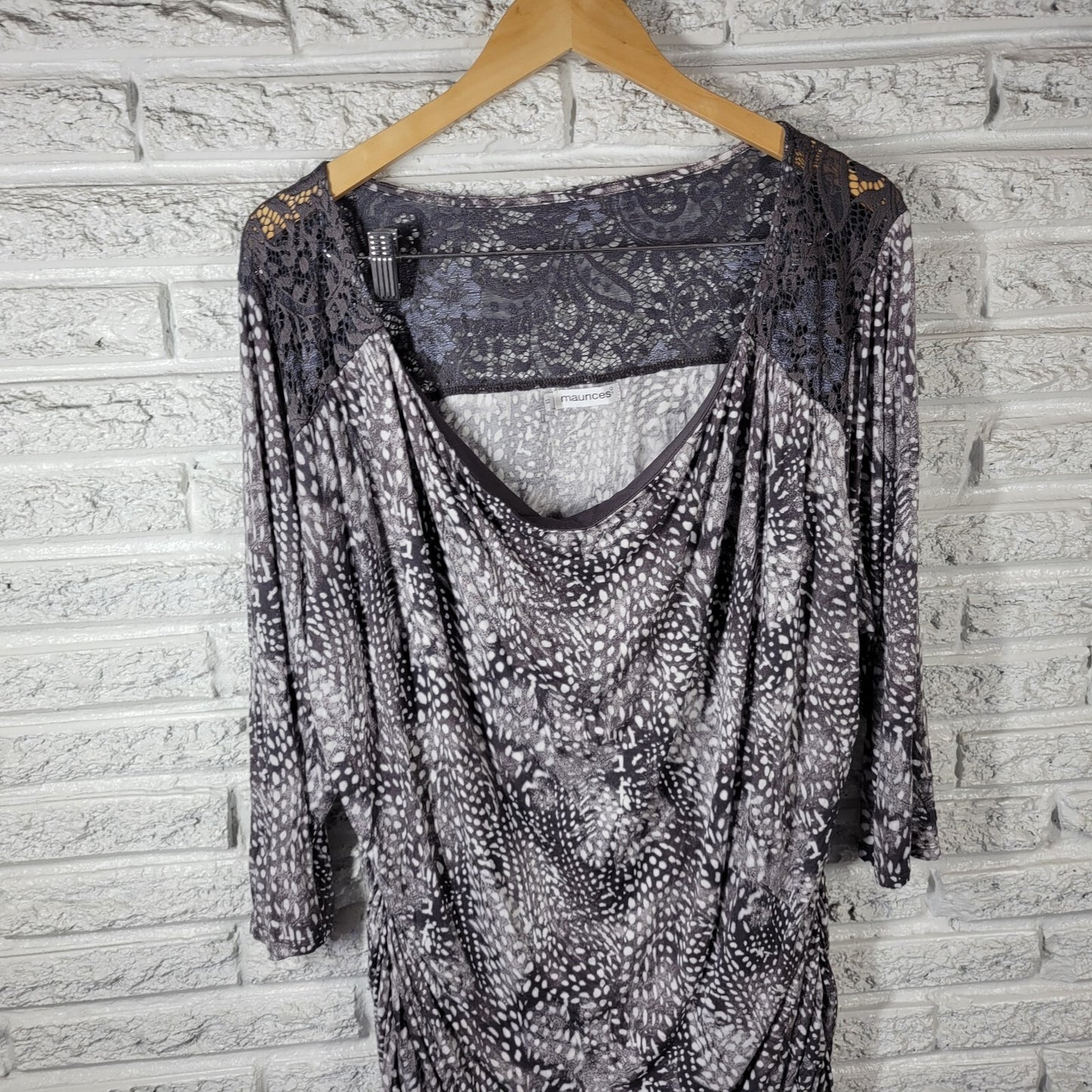 Maurices Womens Top 3 3X Short Sleeve Gray Animal Print Lightweight Lace Back