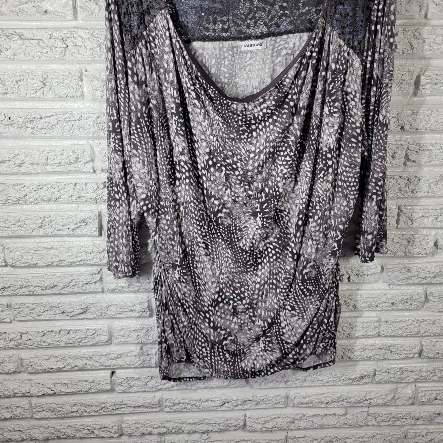 Maurices Womens Top 3 3X Short Sleeve Gray Animal Print Lightweight Lace Back
