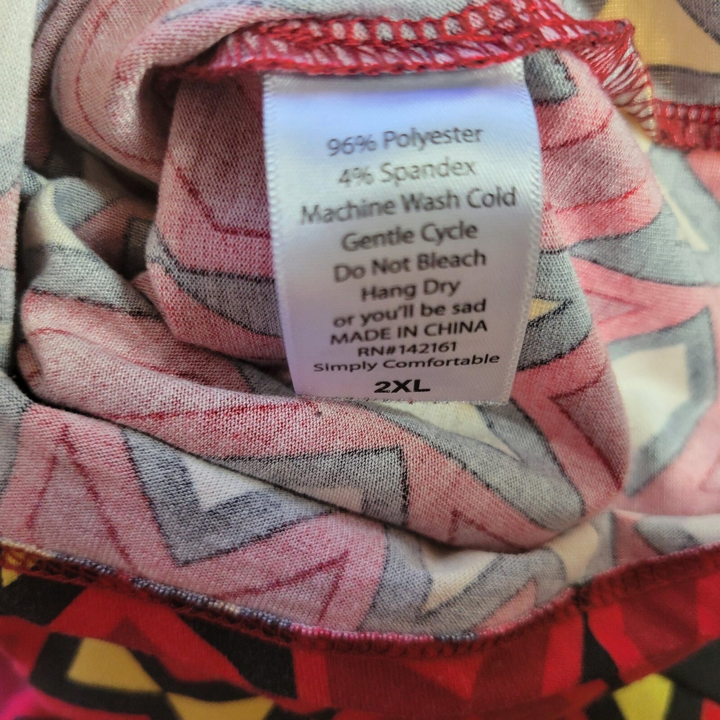 Lularoe Womens Top 2XL Plus Tee Raglan Sleeve Red Black Geometric Poly Blend