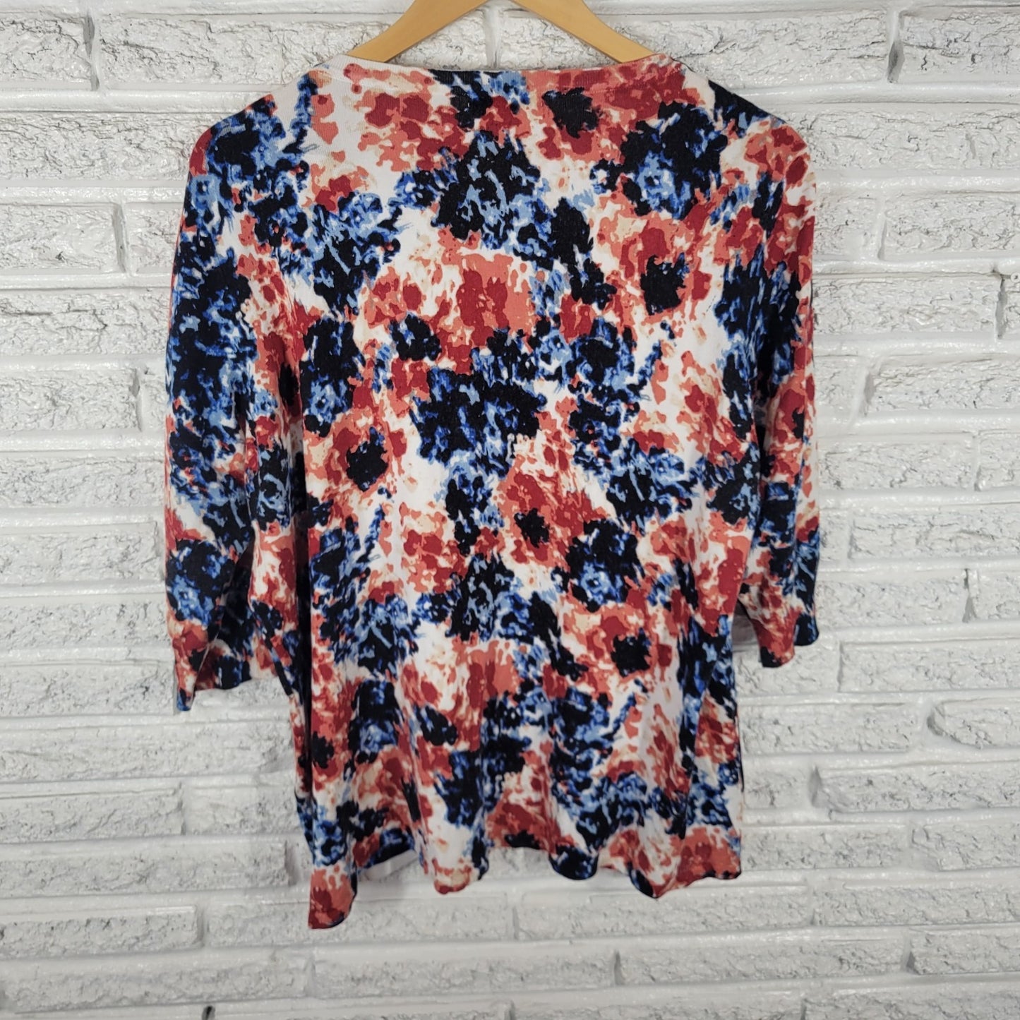 Dress Barn Womens Top 3X Plus 3/4 Sleeve Blue Red Watercolor